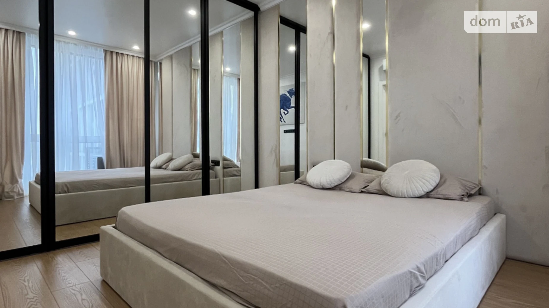 Продается 1-комнатная квартира 45 кв. м в Киеве, ул. Заречная, 2 корпус 1 - фото 2