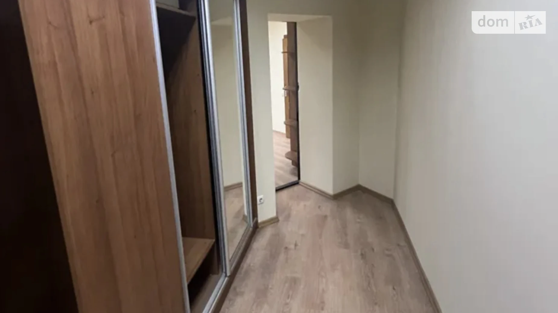 Продается офис 109 кв. м в бизнес-центре, цена: 105000 $ - фото 5