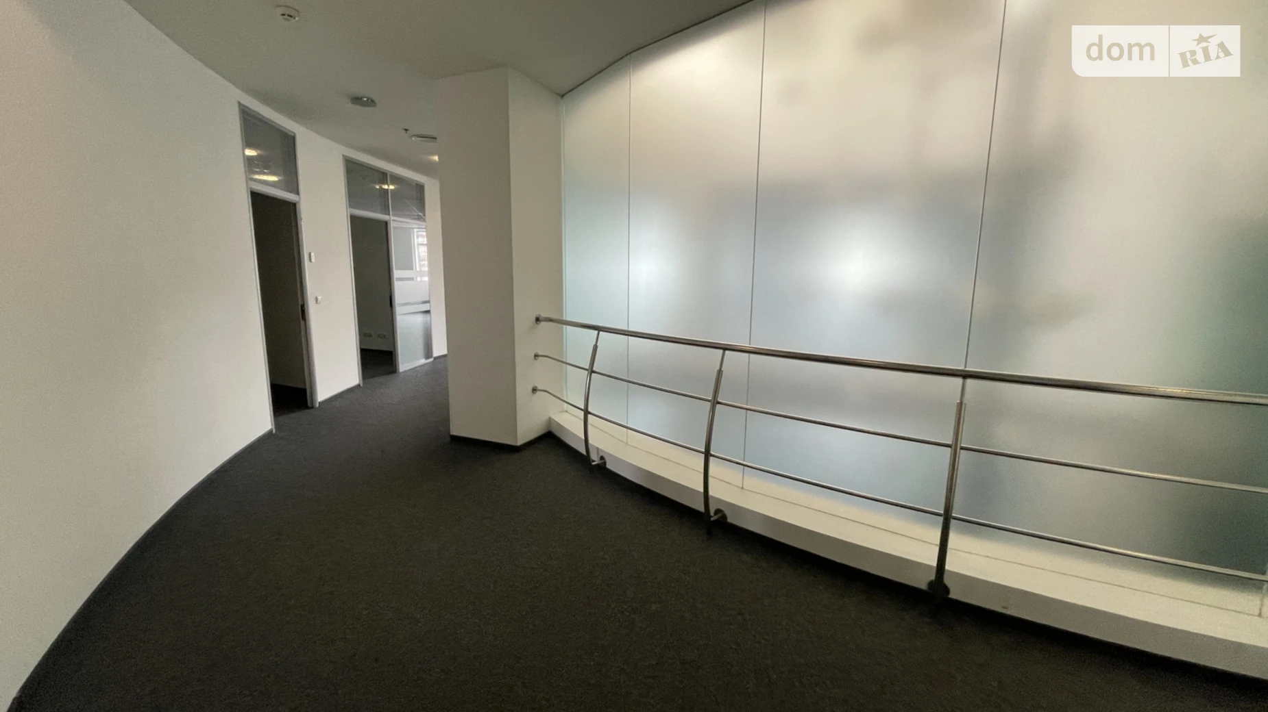Сдается в аренду офис 1200 кв. м в бизнес-центре, цена: 16800 $ - фото 5