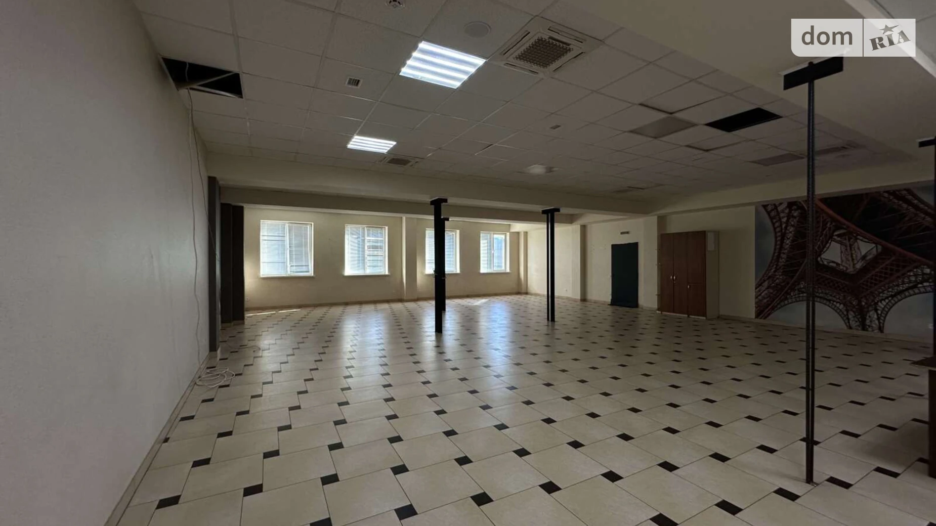 Сдается в аренду офис 150 кв. м в бизнес-центре, цена: 52500 грн - фото 2