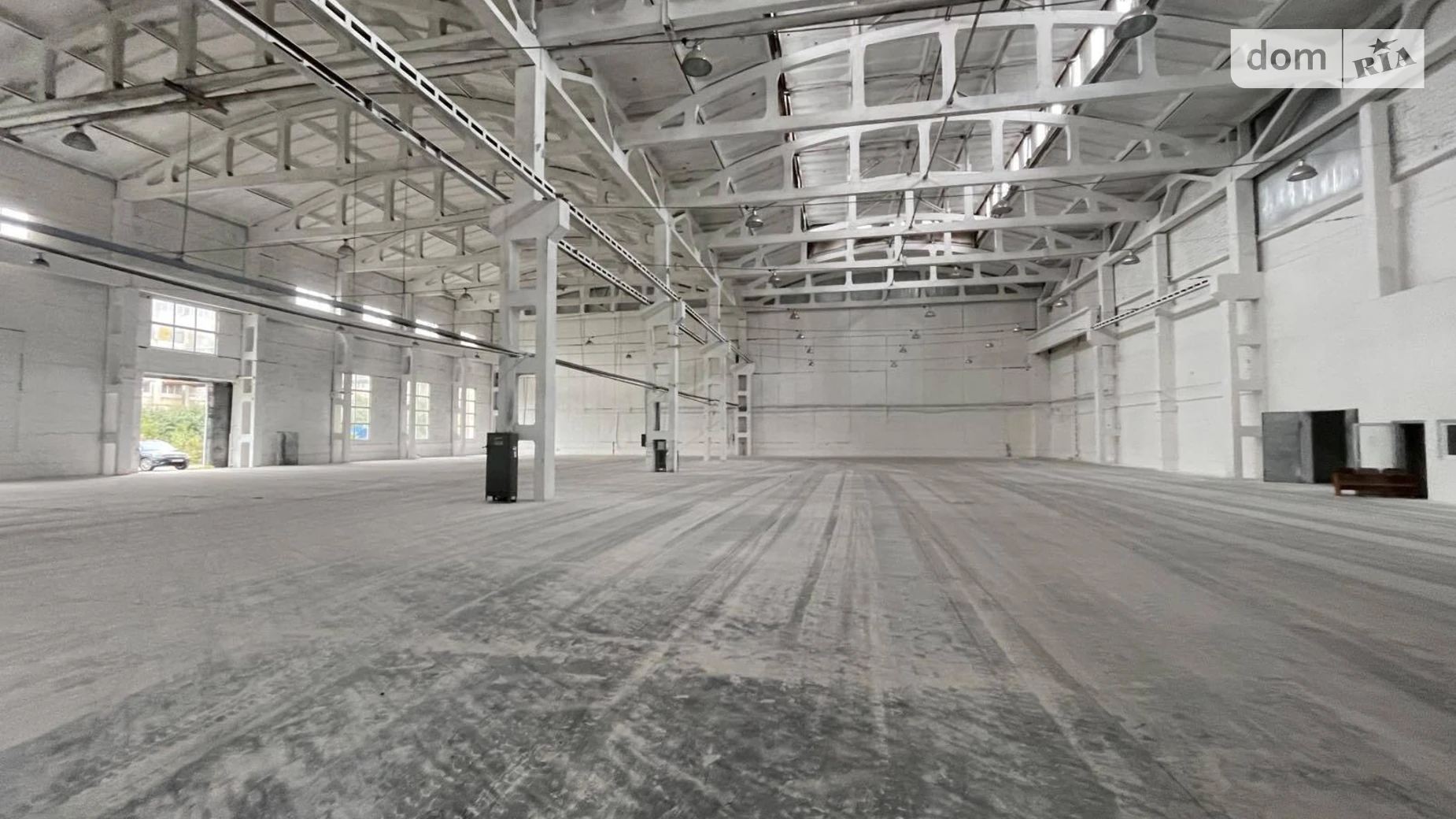 Сдается в аренду помещения свободного назначения 3600 кв. м в 1-этажном здании, цена: 10800 $ - фото 2