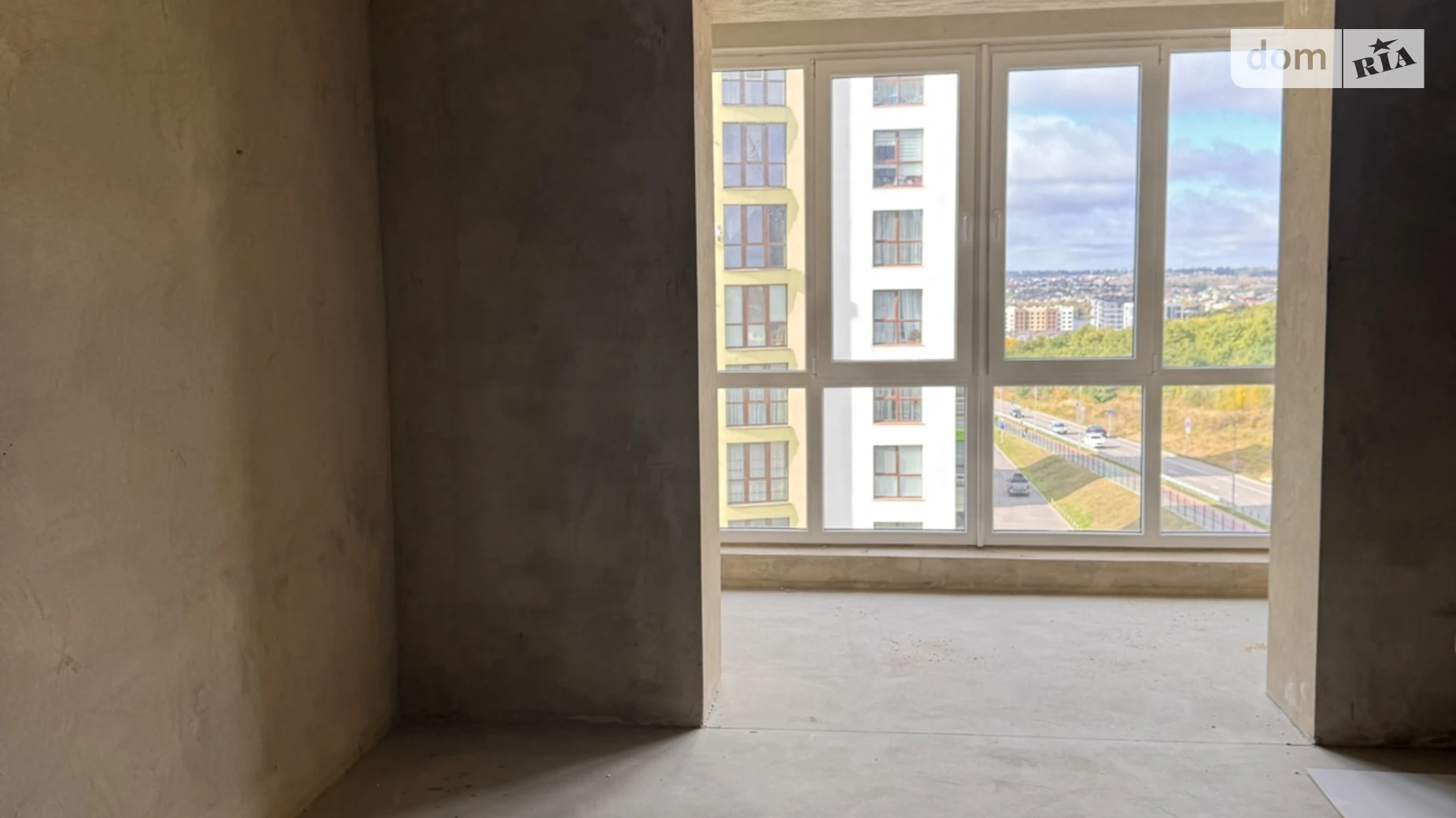 Продается 2-комнатная квартира 71.4 кв. м в Ровно, ул. Студенческая, 24А - фото 4