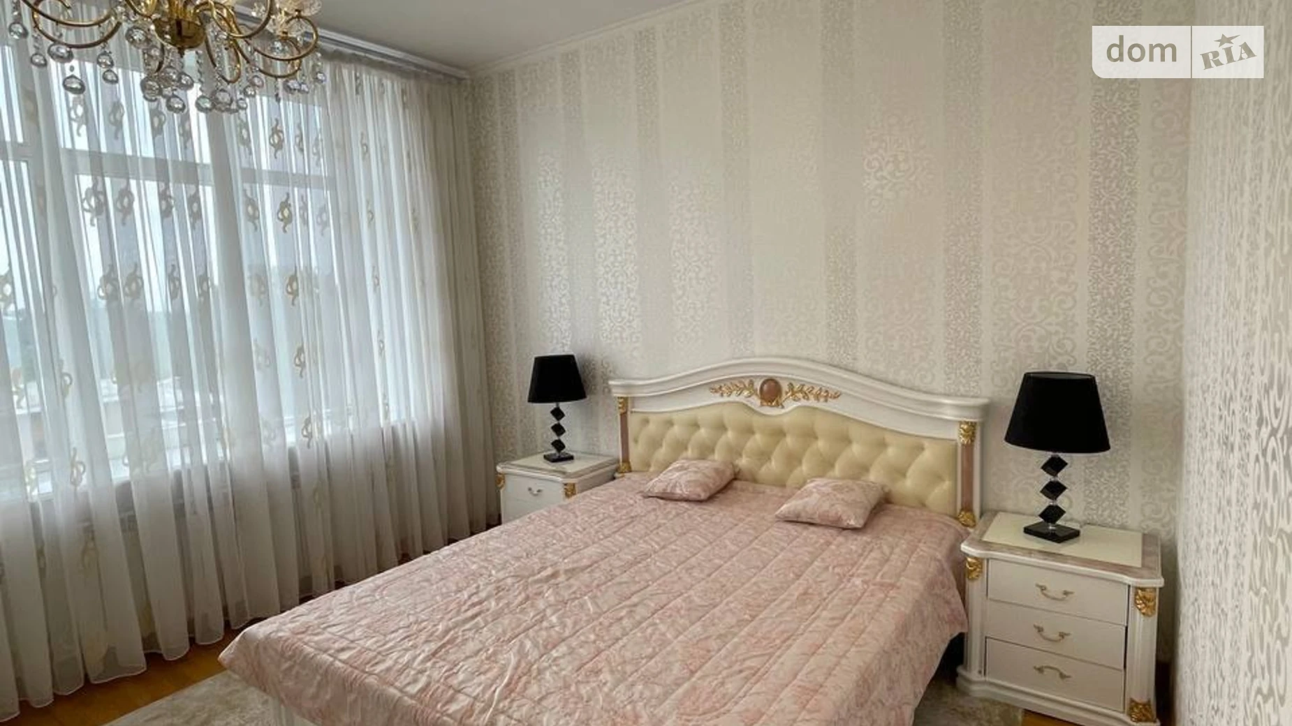 Сдается в аренду 3-комнатная квартира 154.2 кв. м в Одессе, пер. Каркашадзе - фото 2