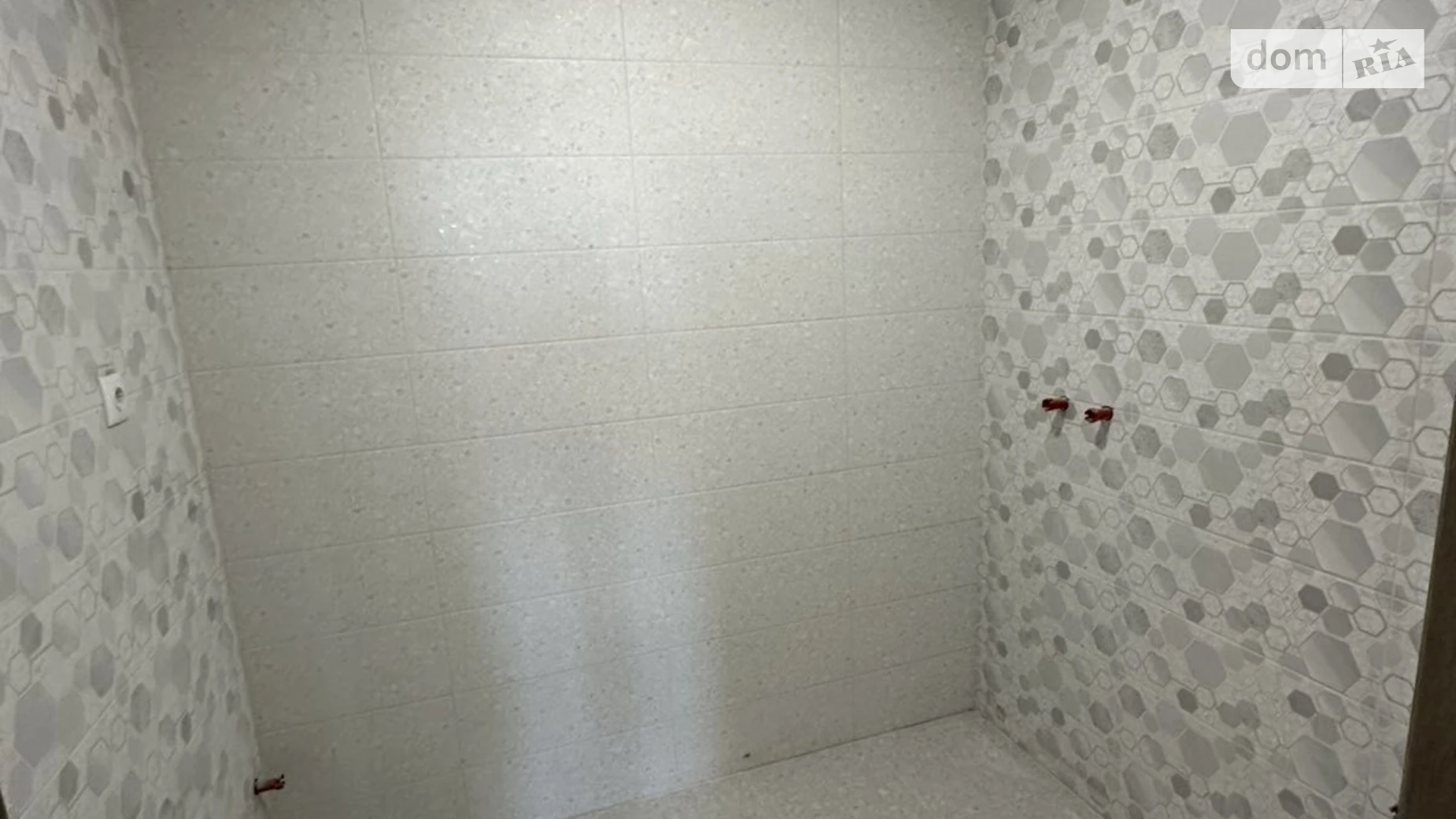 Продается 1-комнатная квартира 40 кв. м в Харькове, ул. Борткевича, 9 - фото 2