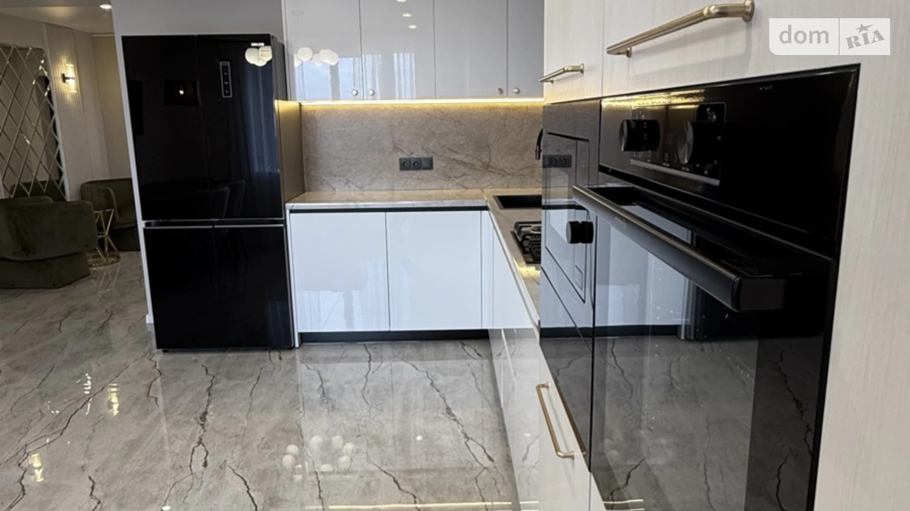 3-комнатная квартира 100 кв. м в Тернополе, цена: 125000 $ - фото 2