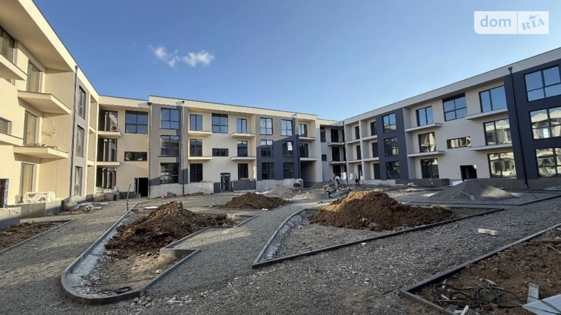 Продается 2-комнатная квартира 65.4 кв. м в Сторожнице, ул. Цветная - фото 3