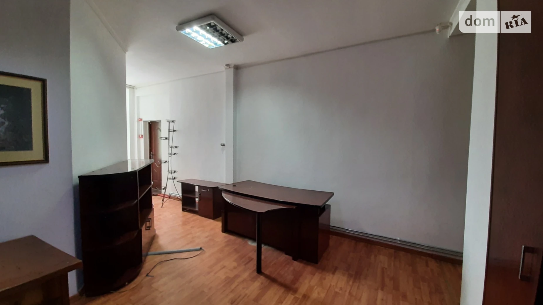Сдается в аренду офис 62 кв. м в бизнес-центре, цена: 31000 грн - фото 2