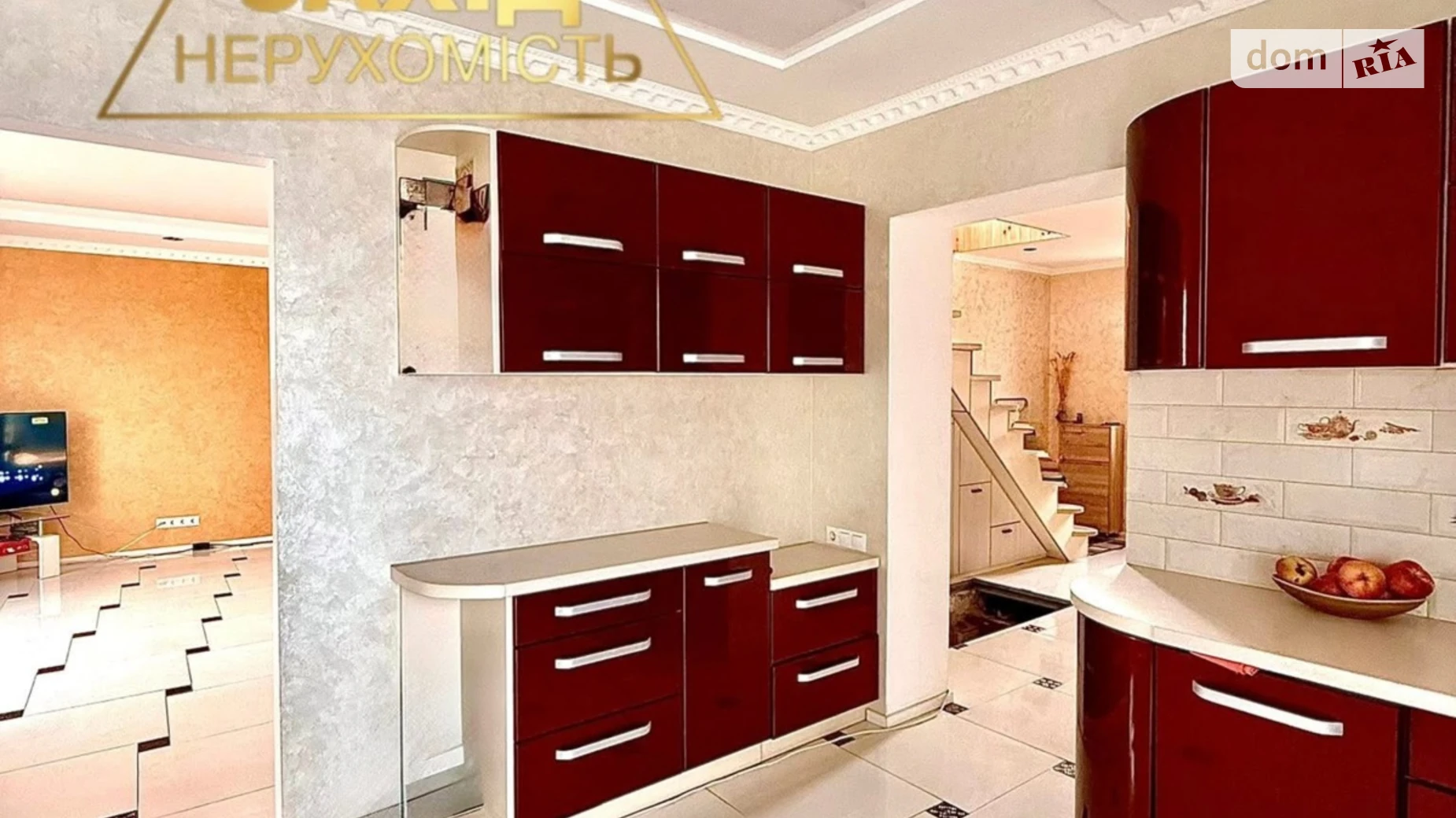 Продается дом на 2 этажа 230 кв. м с бассейном, цена: 145000 $ - фото 3