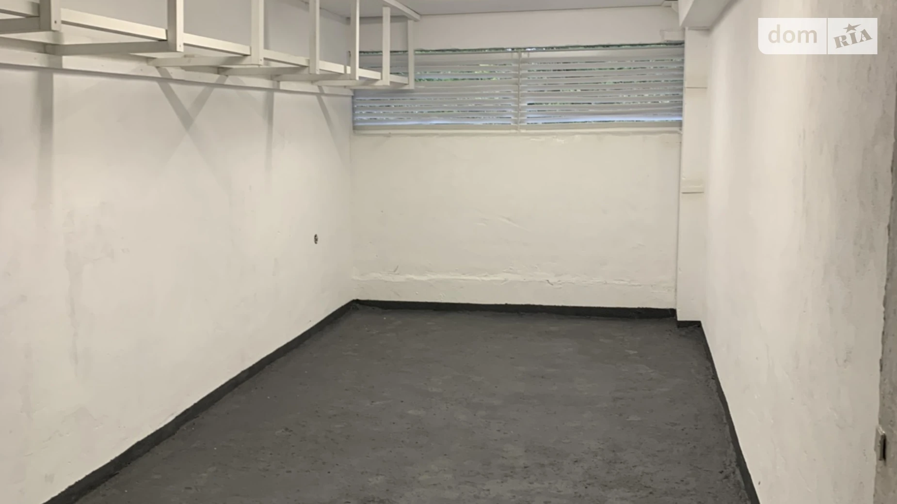 Продается отдельно стоящий гараж под легковое авто на 18.3 кв. м, цена: 10750 $ - фото 5