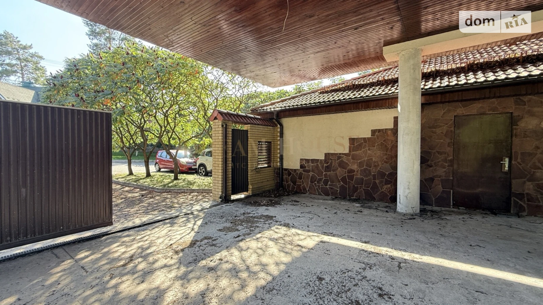 Продается дом на 3 этажа 498.7 кв. м с камином, цена: 450000 $ - фото 4