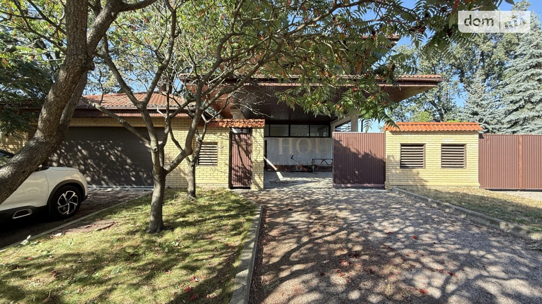 Продается дом на 3 этажа 498.7 кв. м с камином, цена: 450000 $ - фото 5
