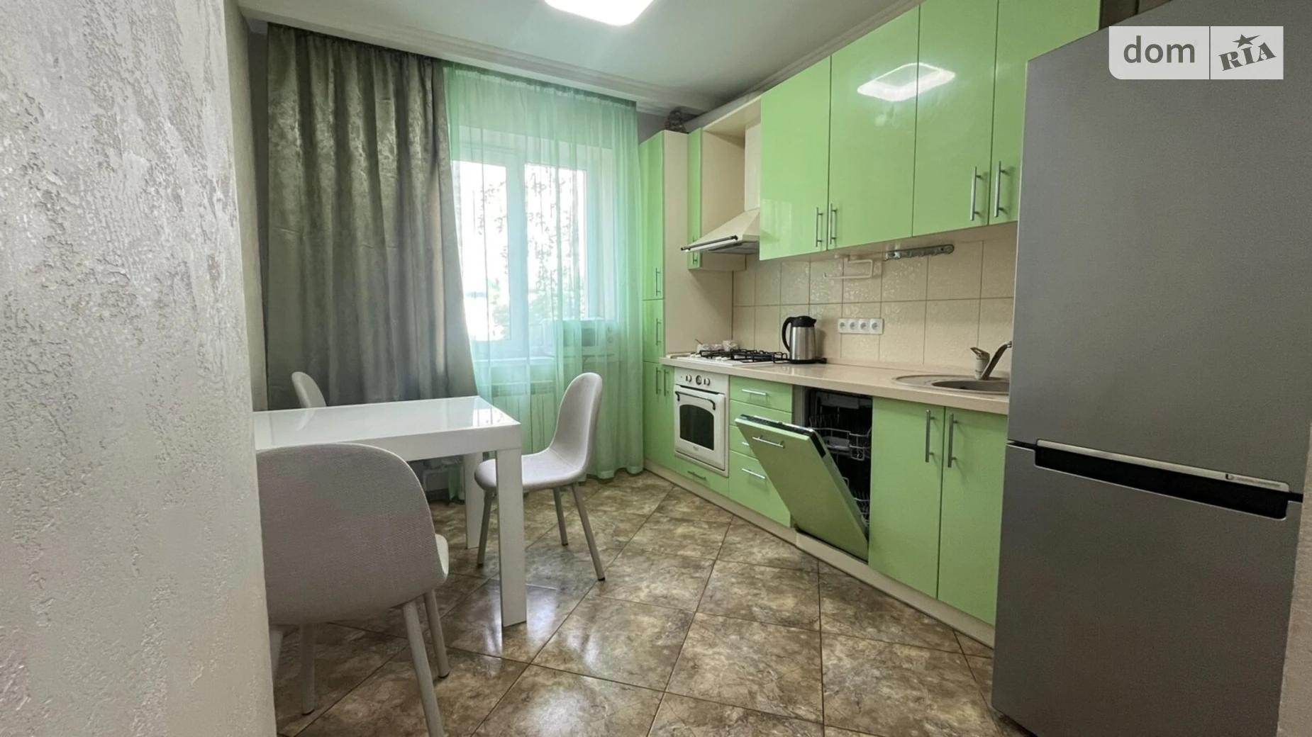 Сдается в аренду 3-комнатная квартира 69.3 кв. м в Киеве, ул. Лариси Руденко, 7 - фото 3