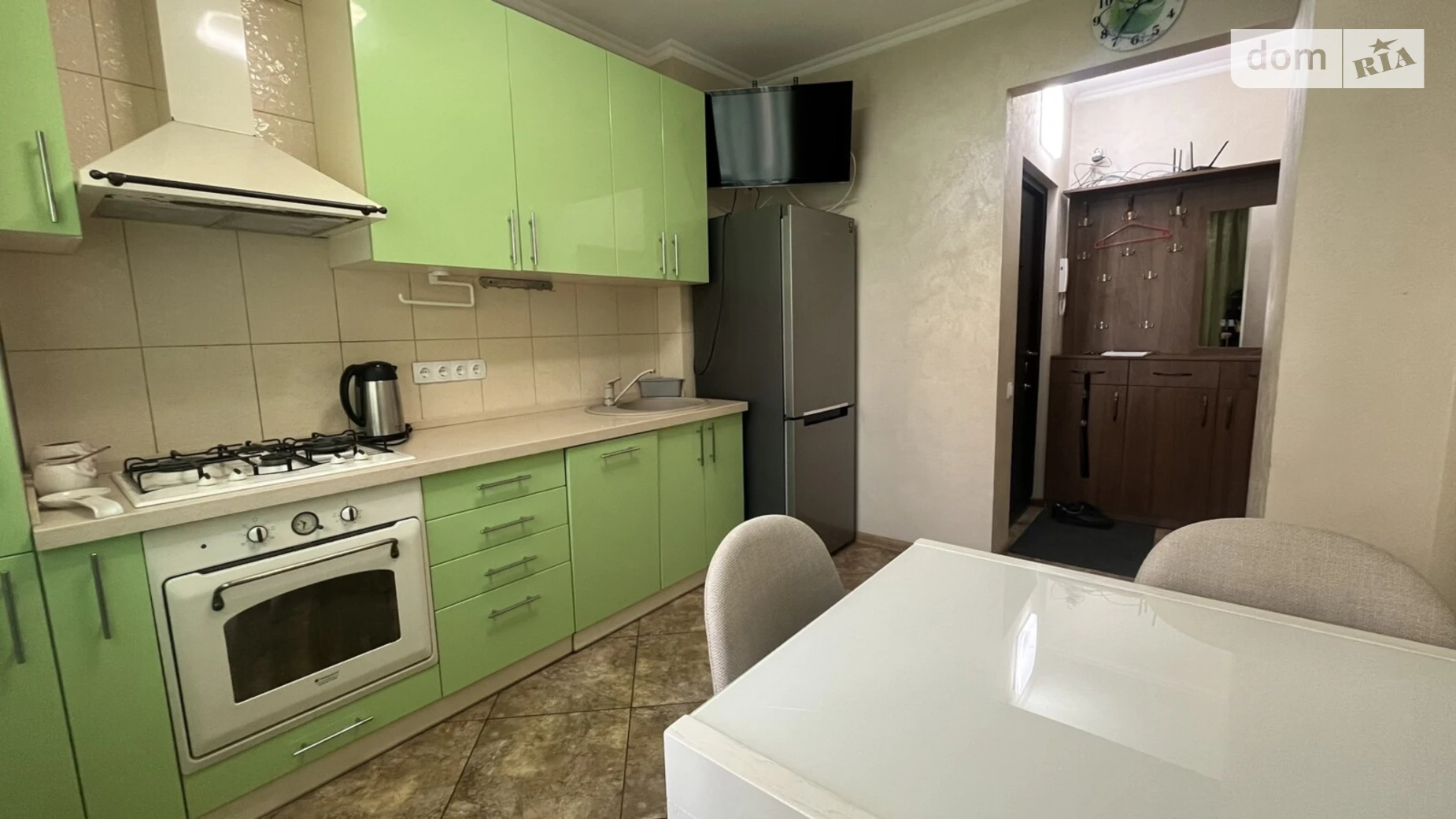 Сдается в аренду 3-комнатная квартира 69.3 кв. м в Киеве, ул. Лариси Руденко, 7 - фото 2
