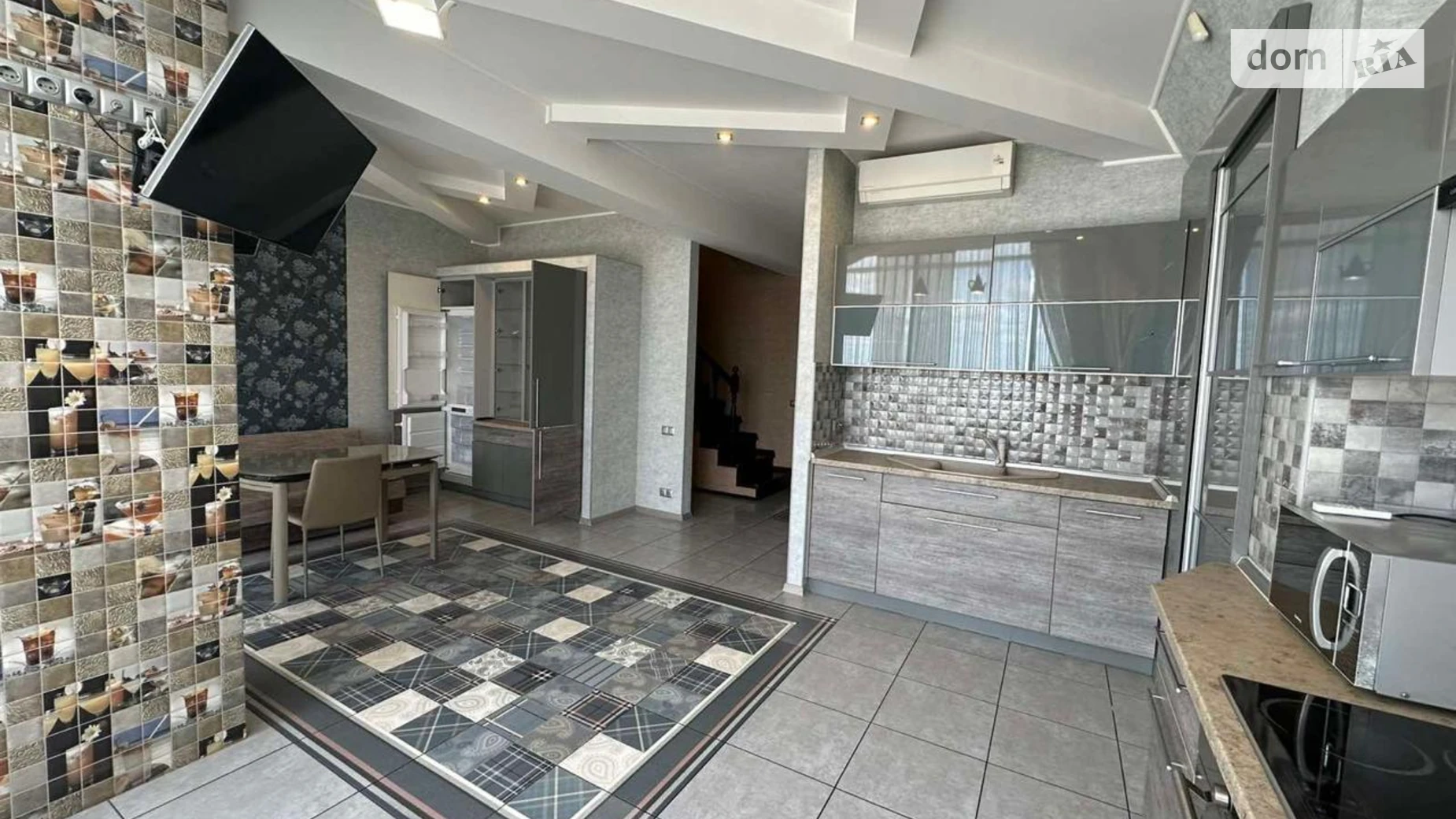 Продається 4-кімнатна квартира 273 кв. м у Одесі, бул. Французький, 22/3 - фото 4