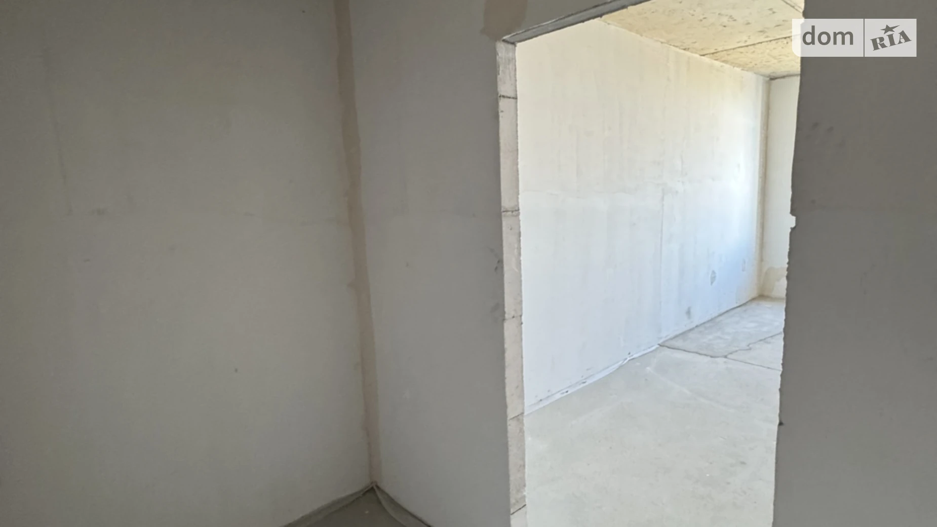 Продается 1-комнатная квартира 42 кв. м в Одессе, ул. Краснова, 3 корпус 68 - фото 3