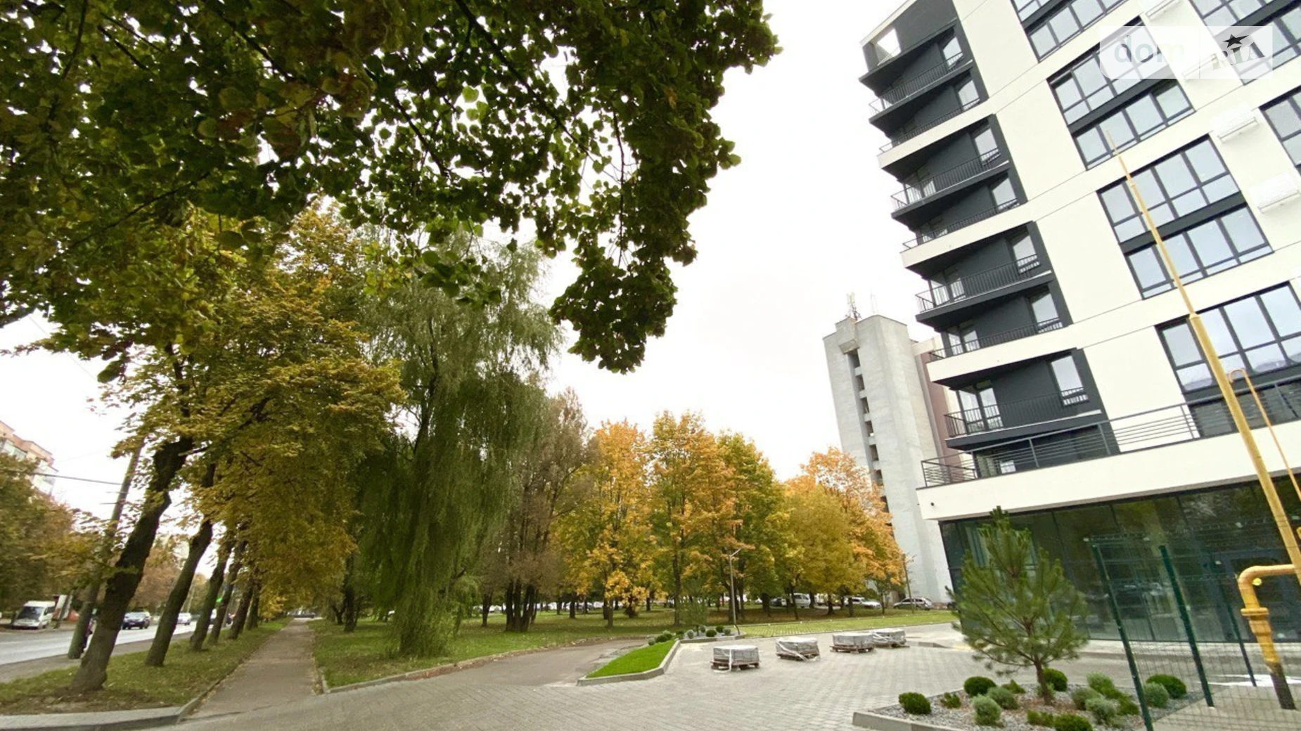 Продается 1-комнатная квартира 47 кв. м в Ровно, ул. Галицкого Данилы, 25 - фото 3