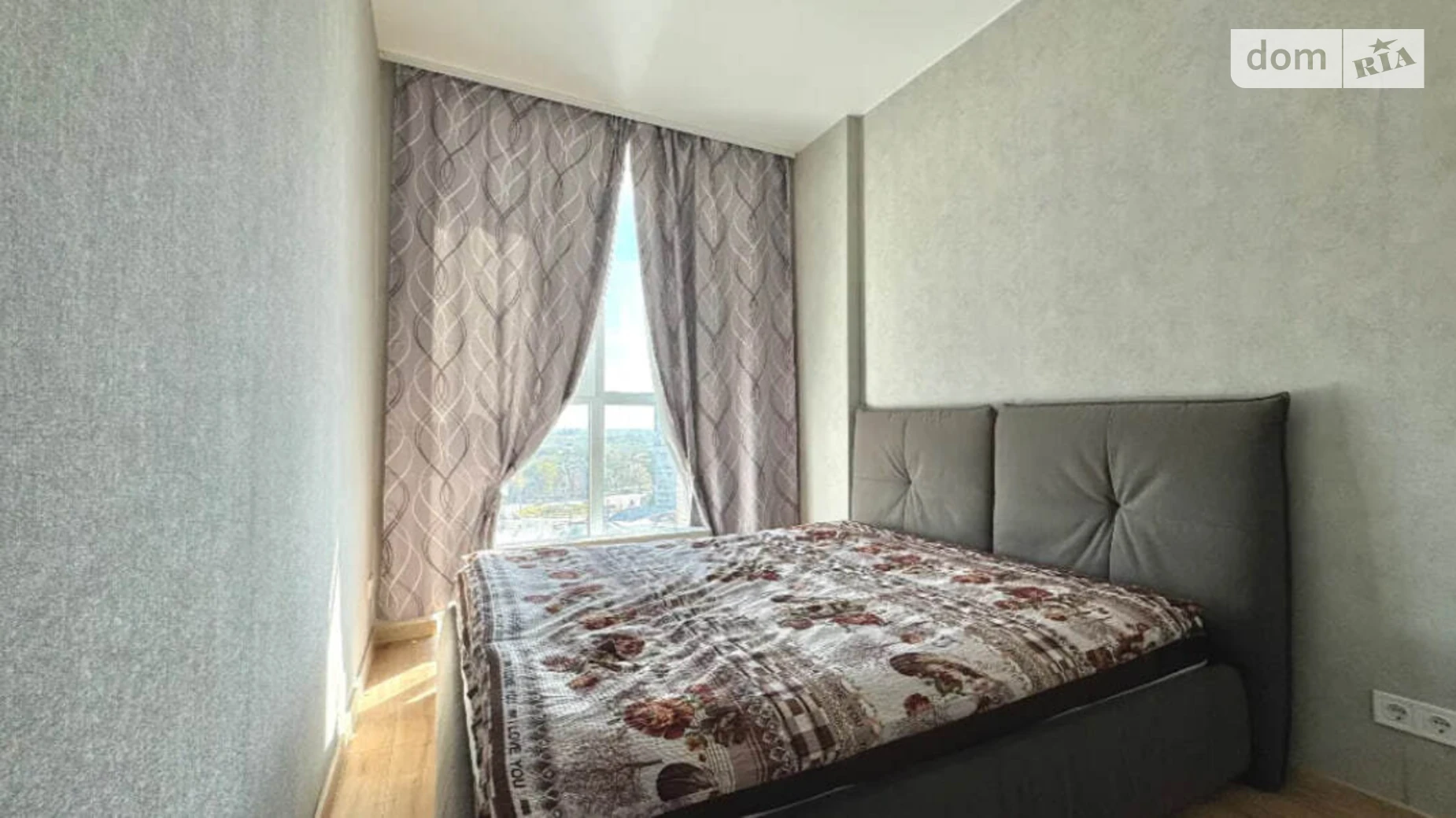 Продается 1-комнатная квартира 40 кв. м в Днепре, бул. Звездный, 1М - фото 2