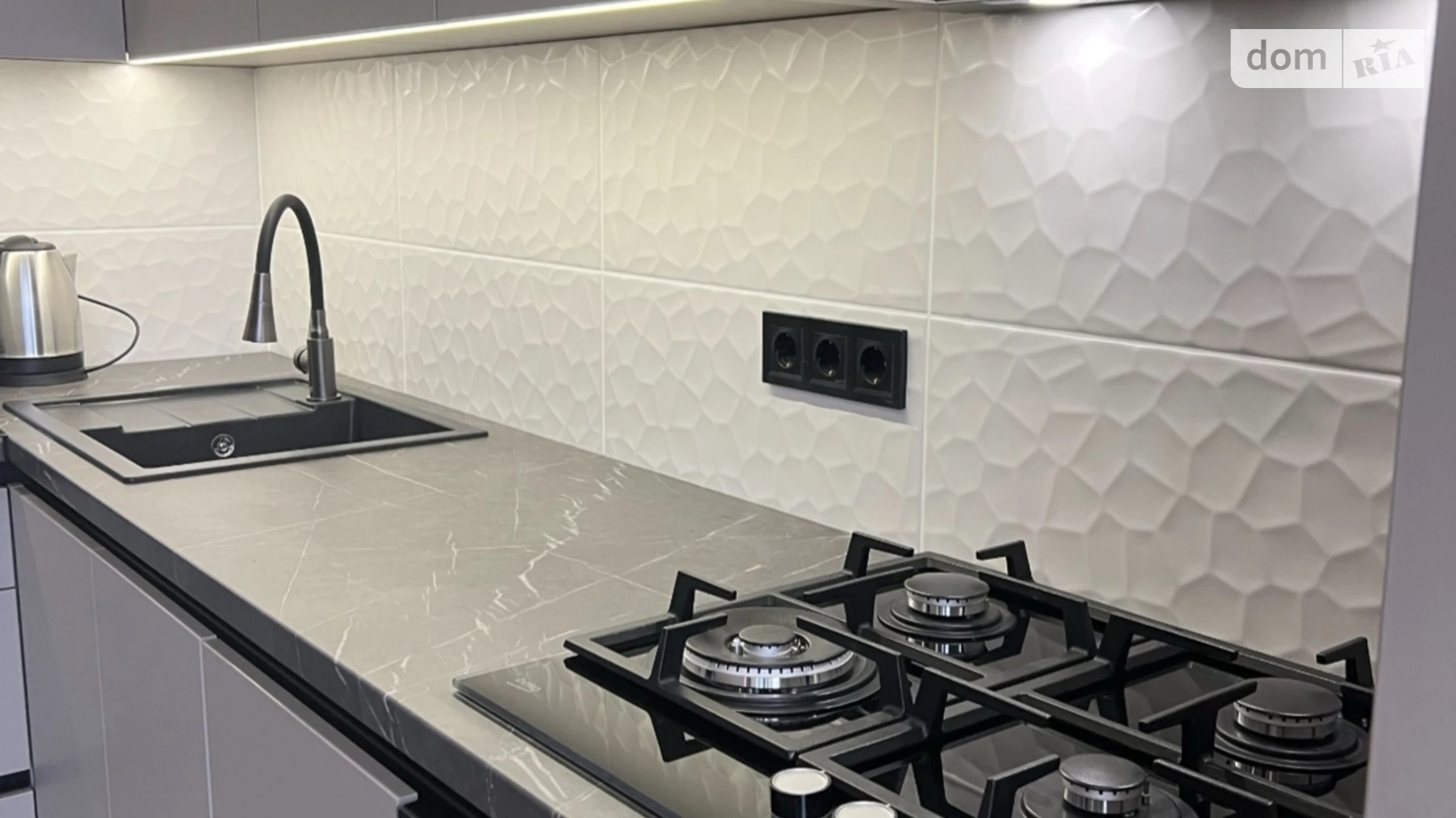 Сдается в аренду 1-комнатная квартира 38 кв. м в Софиевской Борщаговке, просп. Героев Небесной Сотни, 14 - фото 4