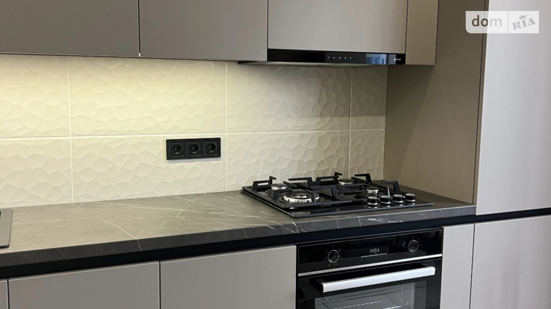 Сдается в аренду 1-комнатная квартира 38 кв. м в Софиевской Борщаговке, просп. Героев Небесной Сотни, 14 - фото 5