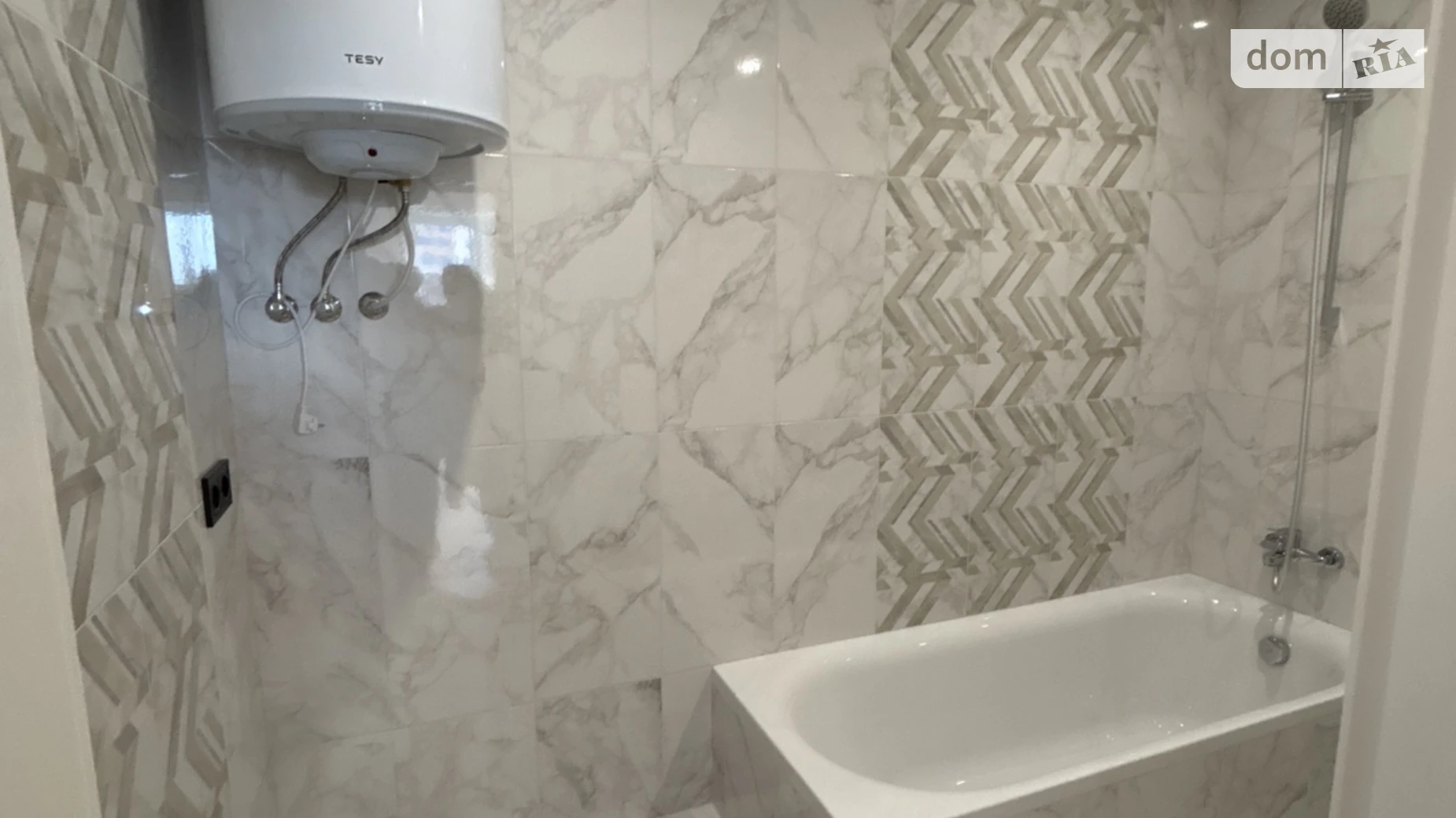 Продається 2-кімнатна квартира 61.6 кв. м у Крижанівка, вул. Академіка Сахарова, 3Е - фото 2