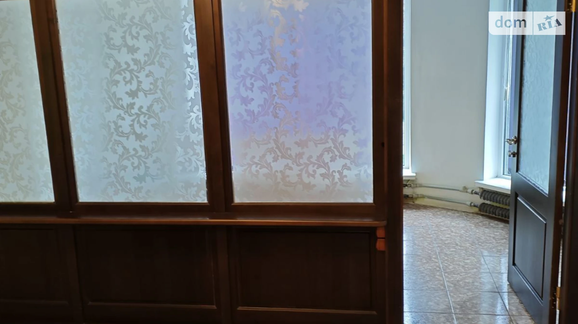 Сдается в аренду офис 9 кв. м в бизнес-центре, цена: 1000 грн - фото 3