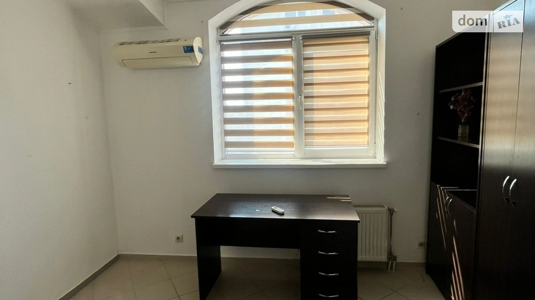 Сдается в аренду офис 12.5 кв. м в бизнес-центре, цена: 4500 грн - фото 2