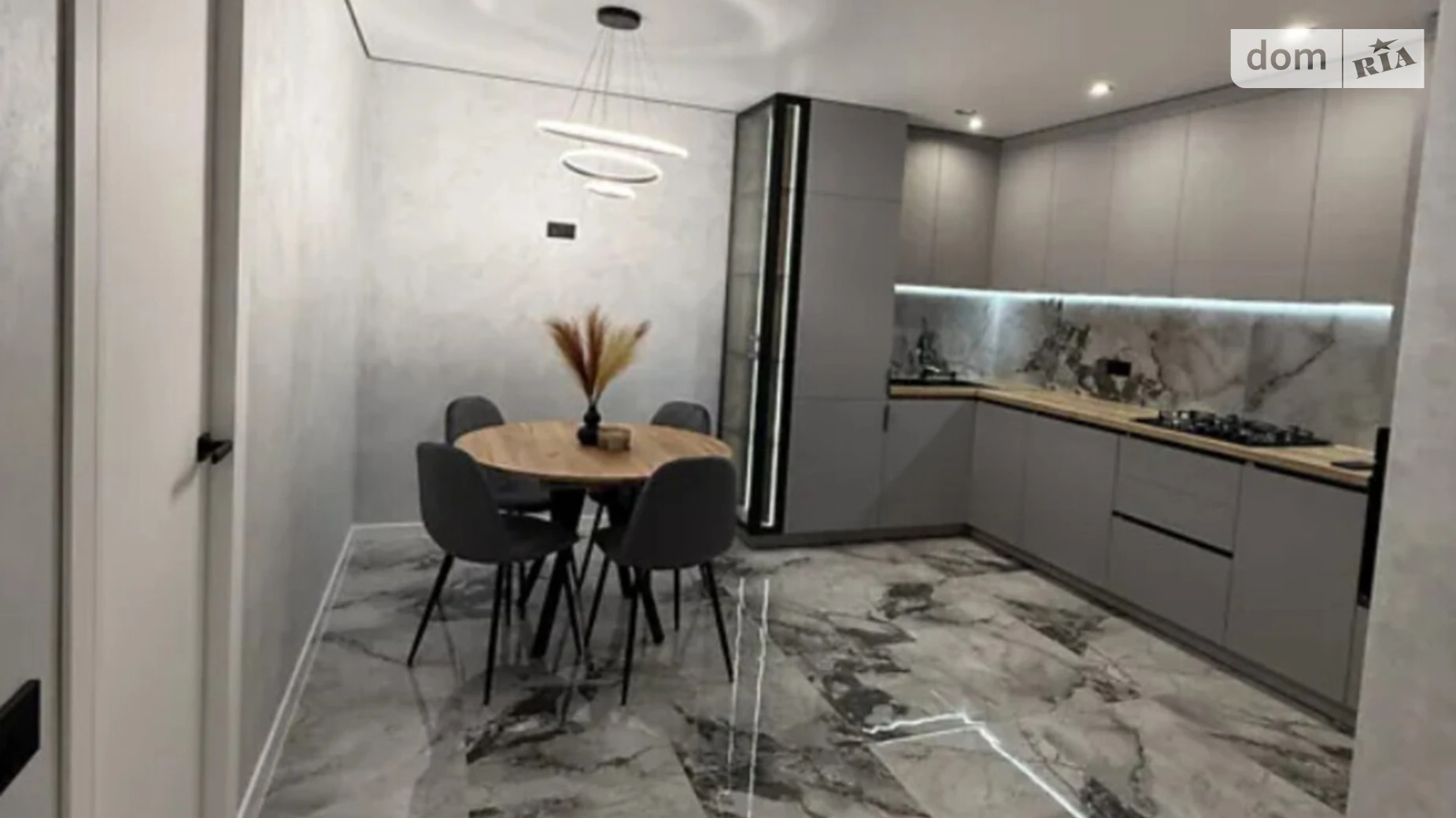2-комнатная квартира 67 кв. м в Тернополе, цена: 83500 $ - фото 2