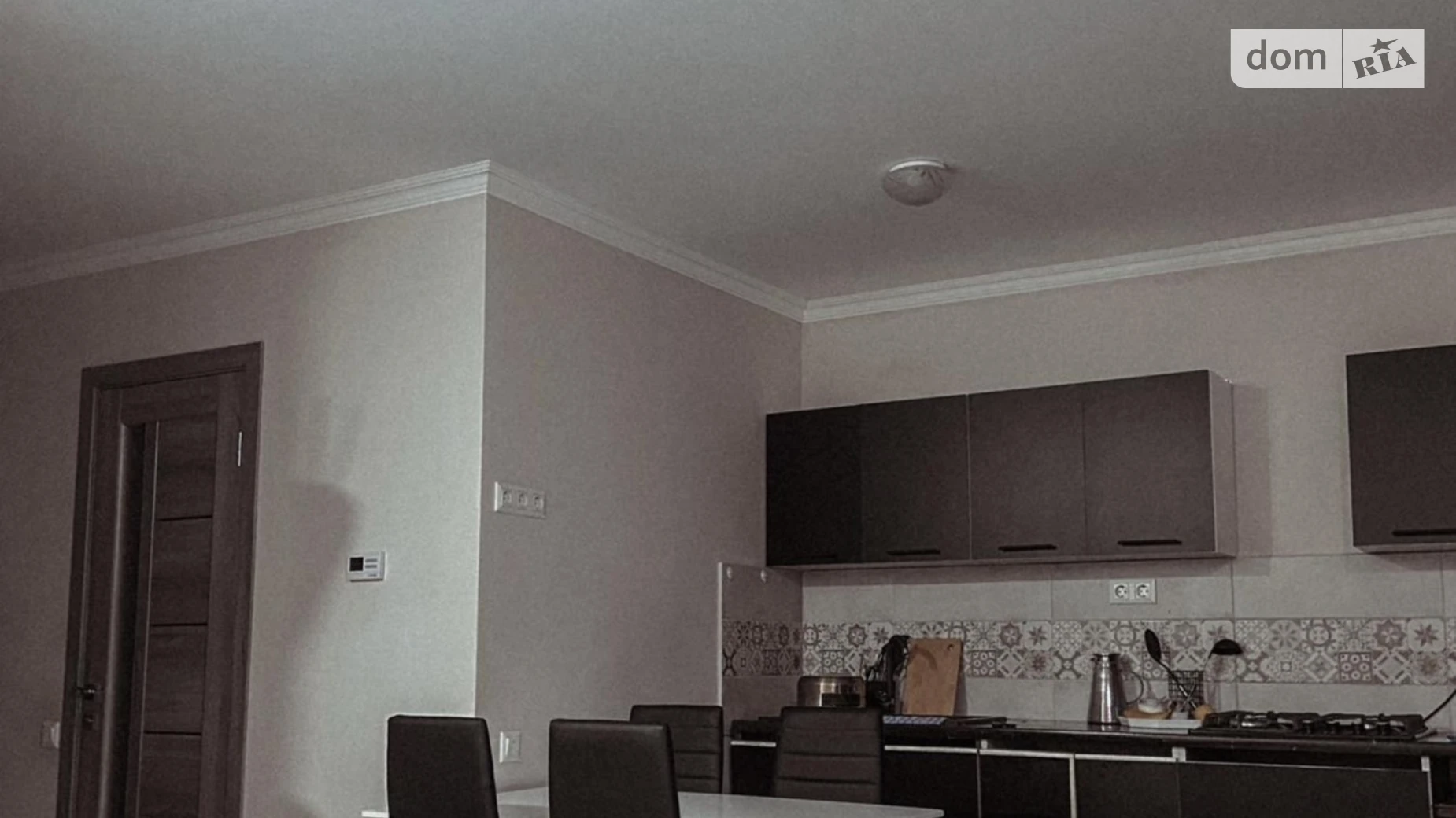 1-комнатная квартира 50 кв. м в Тернополе, ул. Белогорская - фото 2