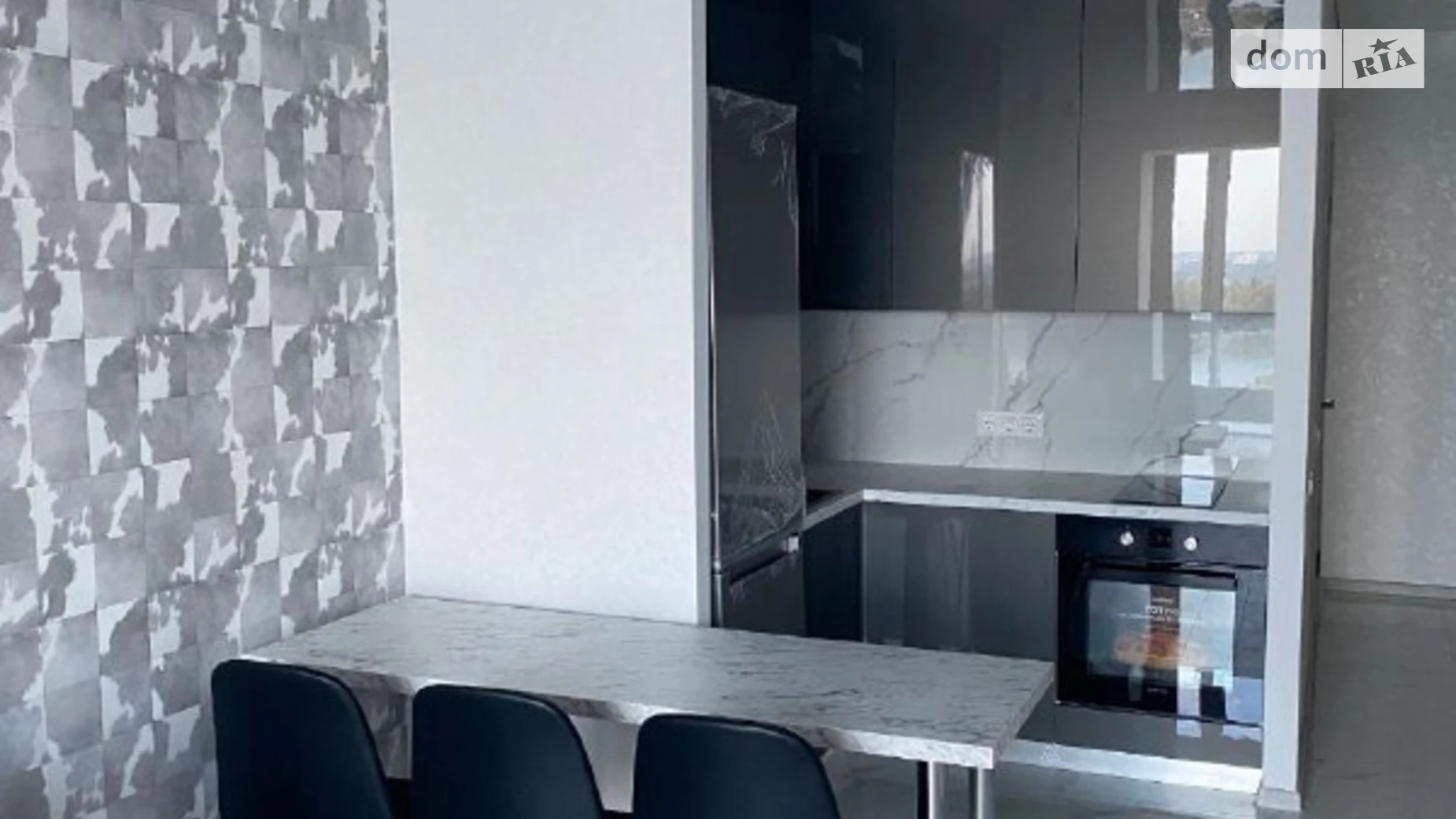 Сдается в аренду 2-комнатная квартира 56 кв. м в Днепре, ул. Набережная Победы, 62А - фото 3