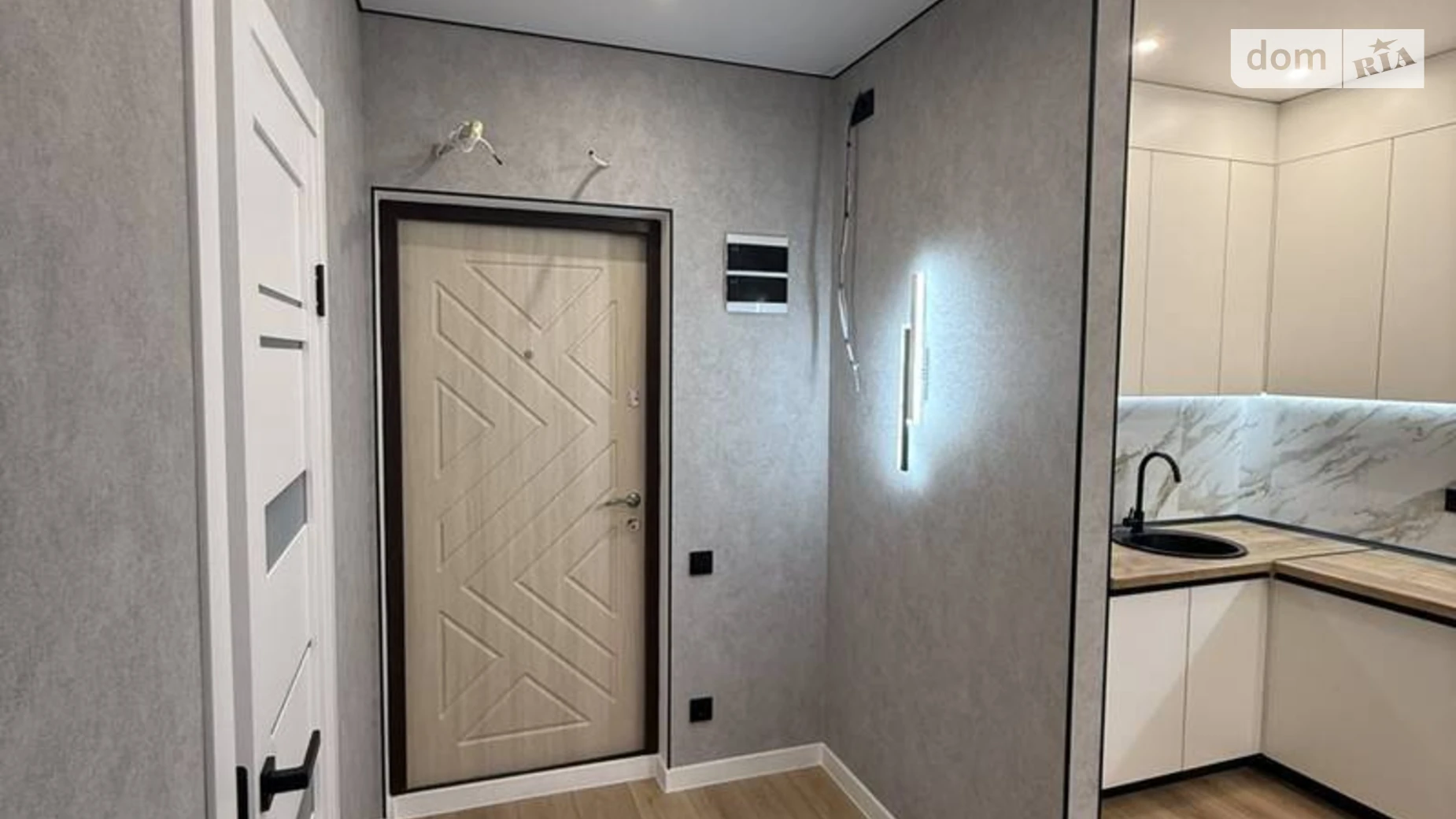 Продається 2-кімнатна квартира 40.3 кв. м у Лиманці, вул. Академіка Вільямса, 93 корпус 4 - фото 3