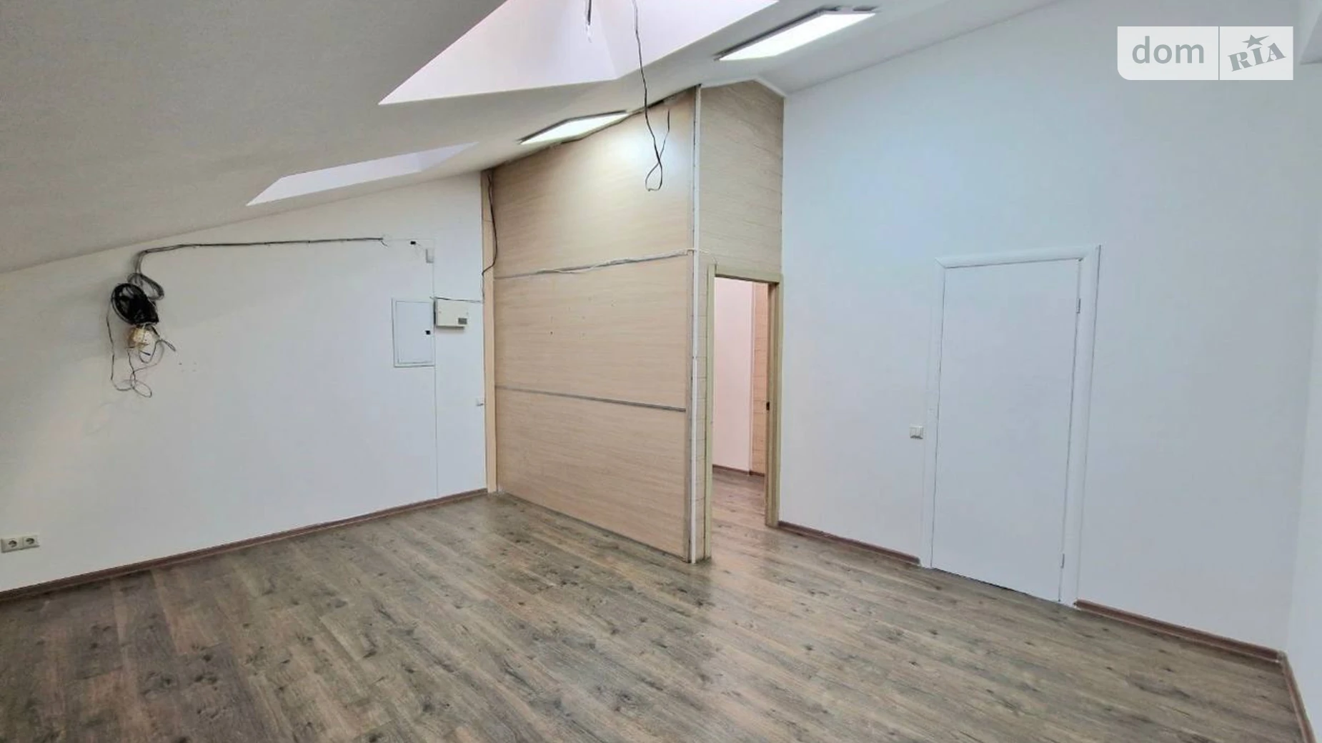 Здається в оренду офіс 150 кв. м в бізнес-центрі, цена: 26000 грн - фото 4