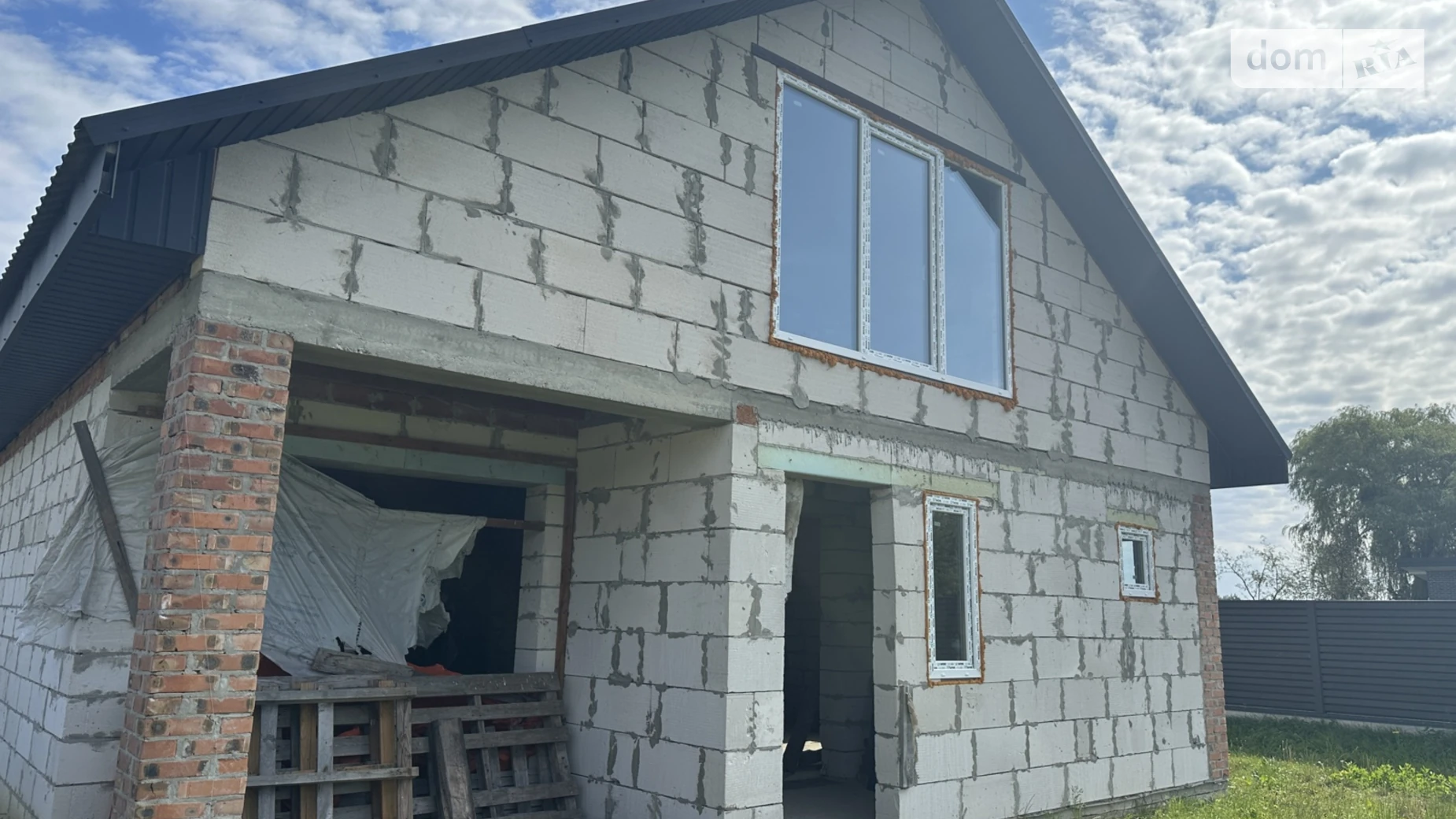 Продается дом на 2 этажа 120 кв. м с мансардой, цена: 39000 $ - фото 4