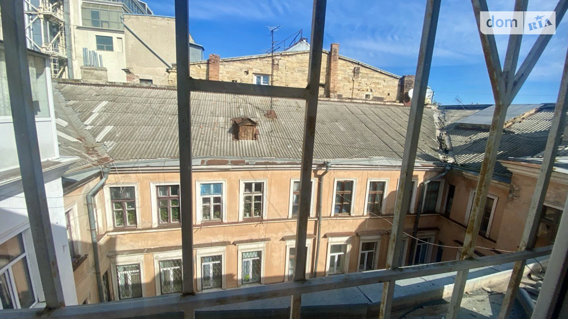 Продается 2-комнатная квартира 64 кв. м в Одессе, ул. Нины Строкатой(Бунина) - фото 2