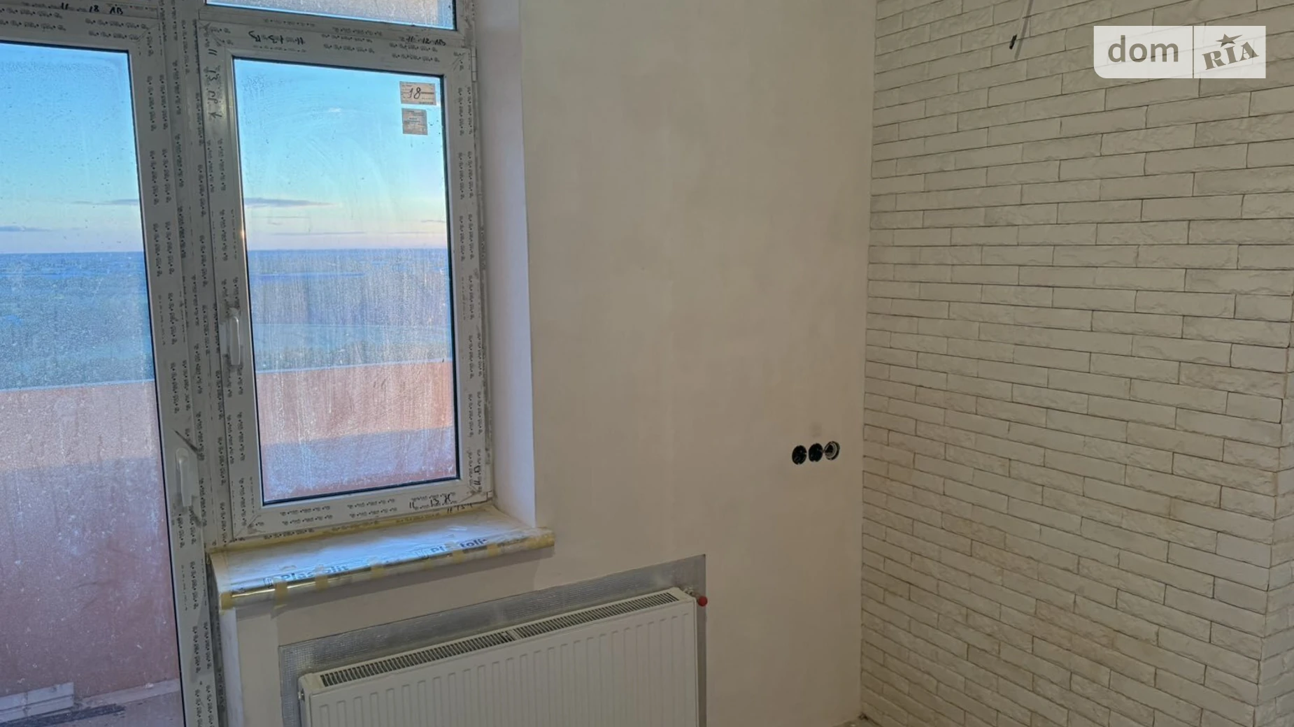 Продается 1-комнатная квартира 45.4 кв. м в Одессе, Овидиопольская дор. - фото 2