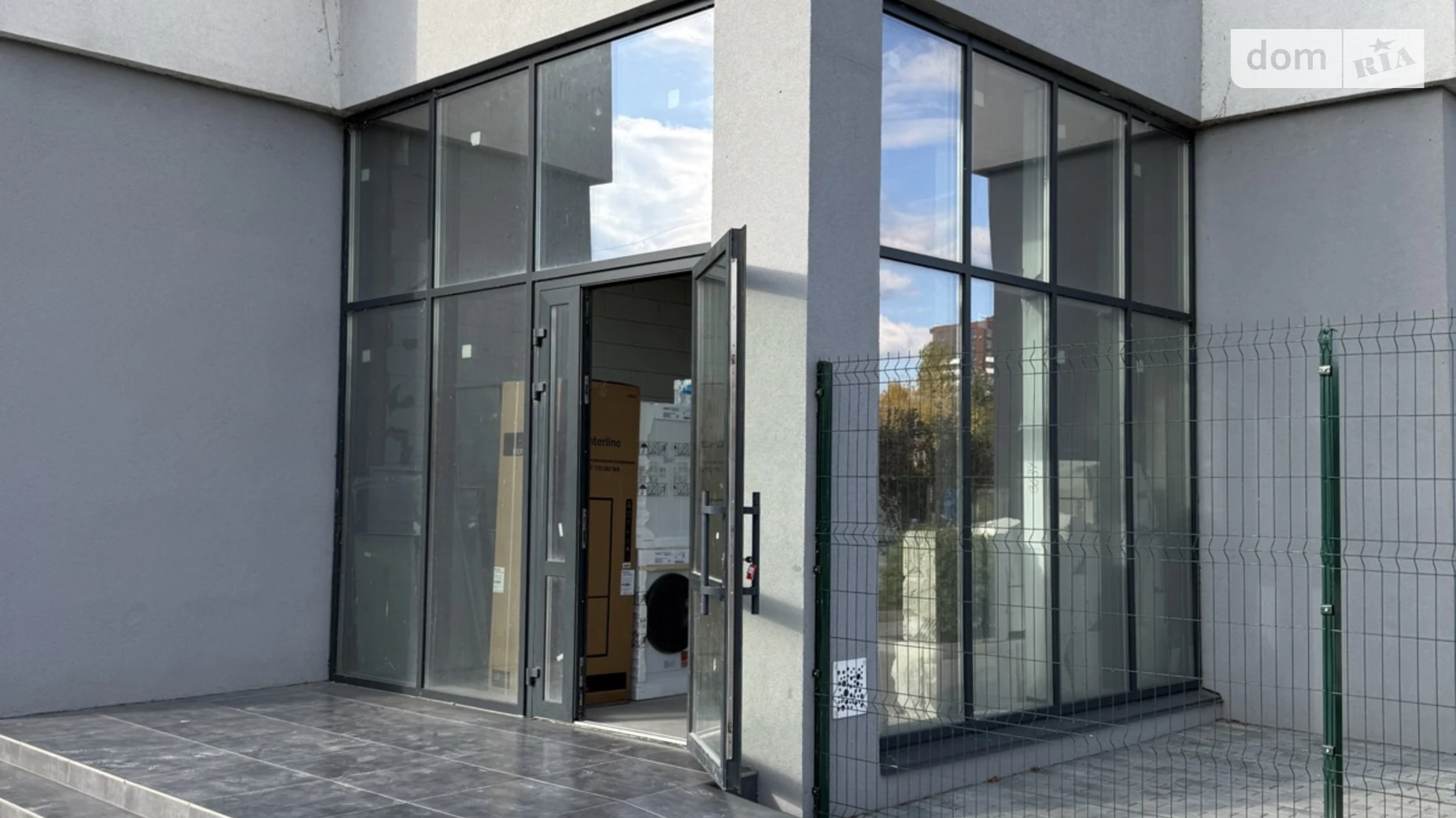 Сдается в аренду помещения свободного назначения 45 кв. м в 16-этажном здании, цена: 35000 грн - фото 2