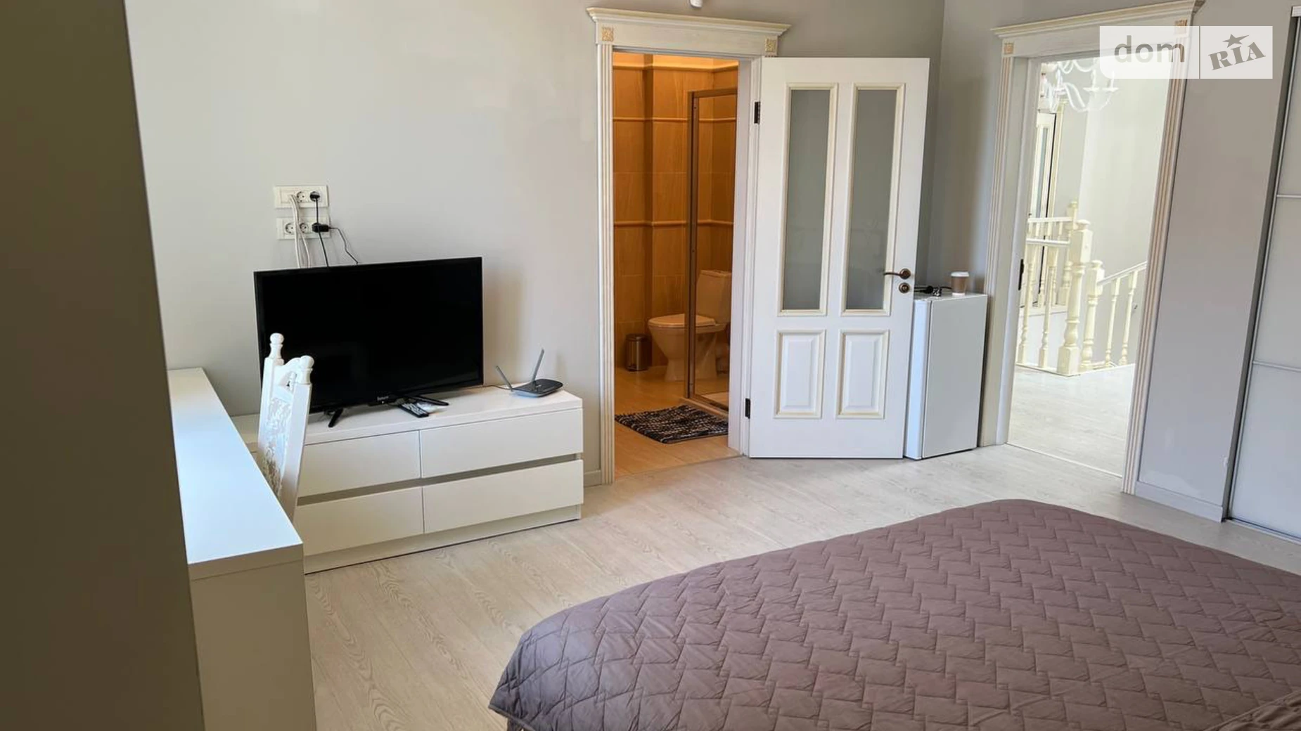 Продается дом на 2 этажа 667 кв. м с террасой, цена: 300000 $ - фото 4