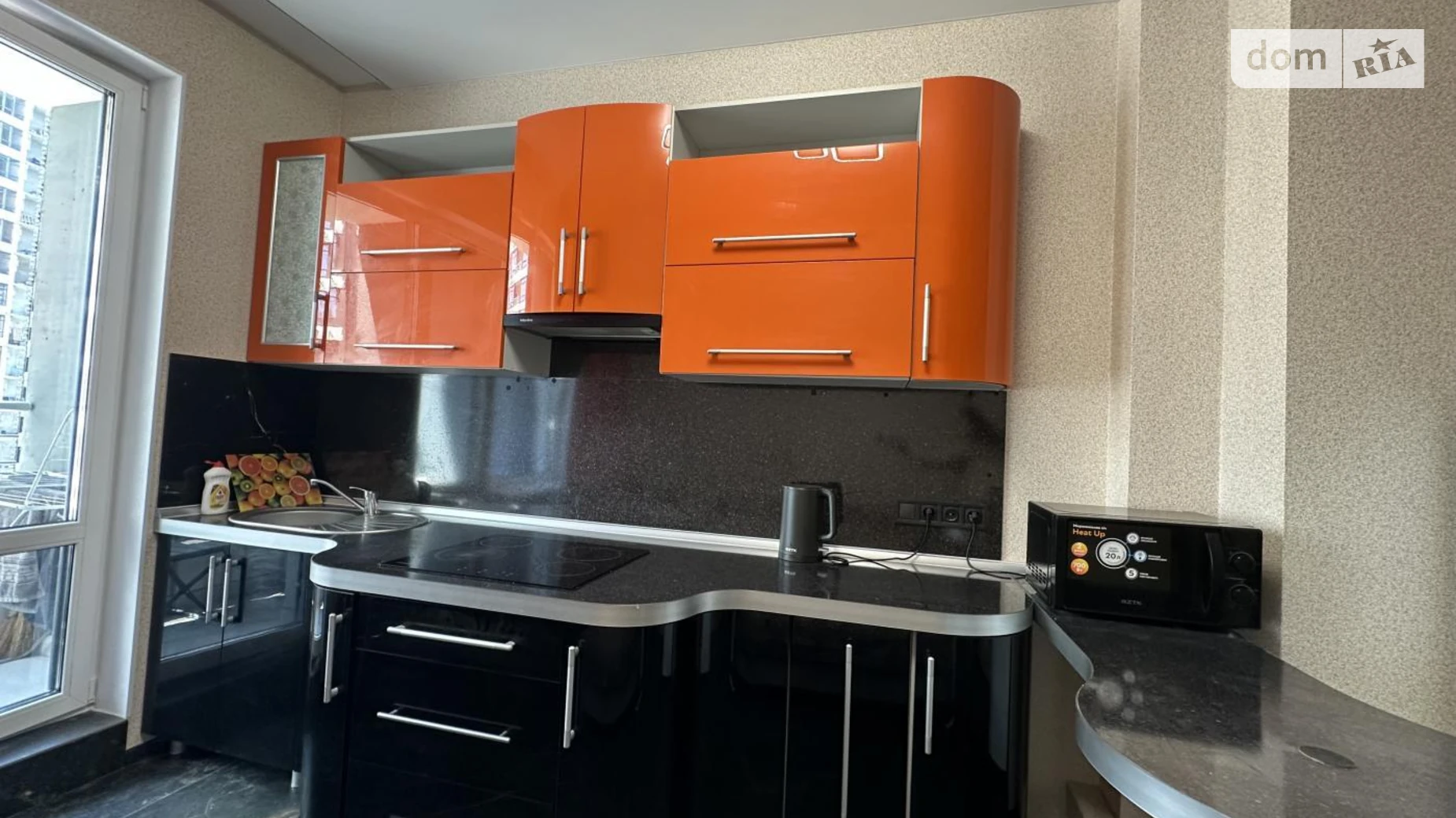 Продается 1-комнатная квартира 38 кв. м в Одессе, пер. Курортный, 2 - фото 2