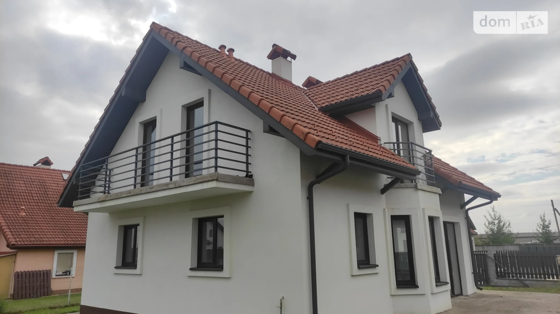Продается дом на 2 этажа 121.3 кв. м с бассейном, цена: 72000 $ - фото 4