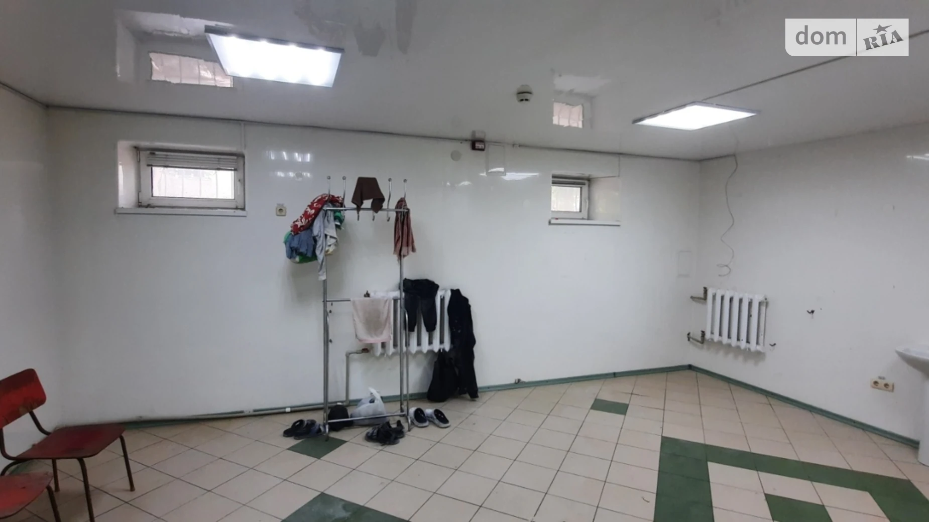 Сдается в аренду помещения свободного назначения 63 кв. м в 5-этажном здании, цена: 12000 грн - фото 2