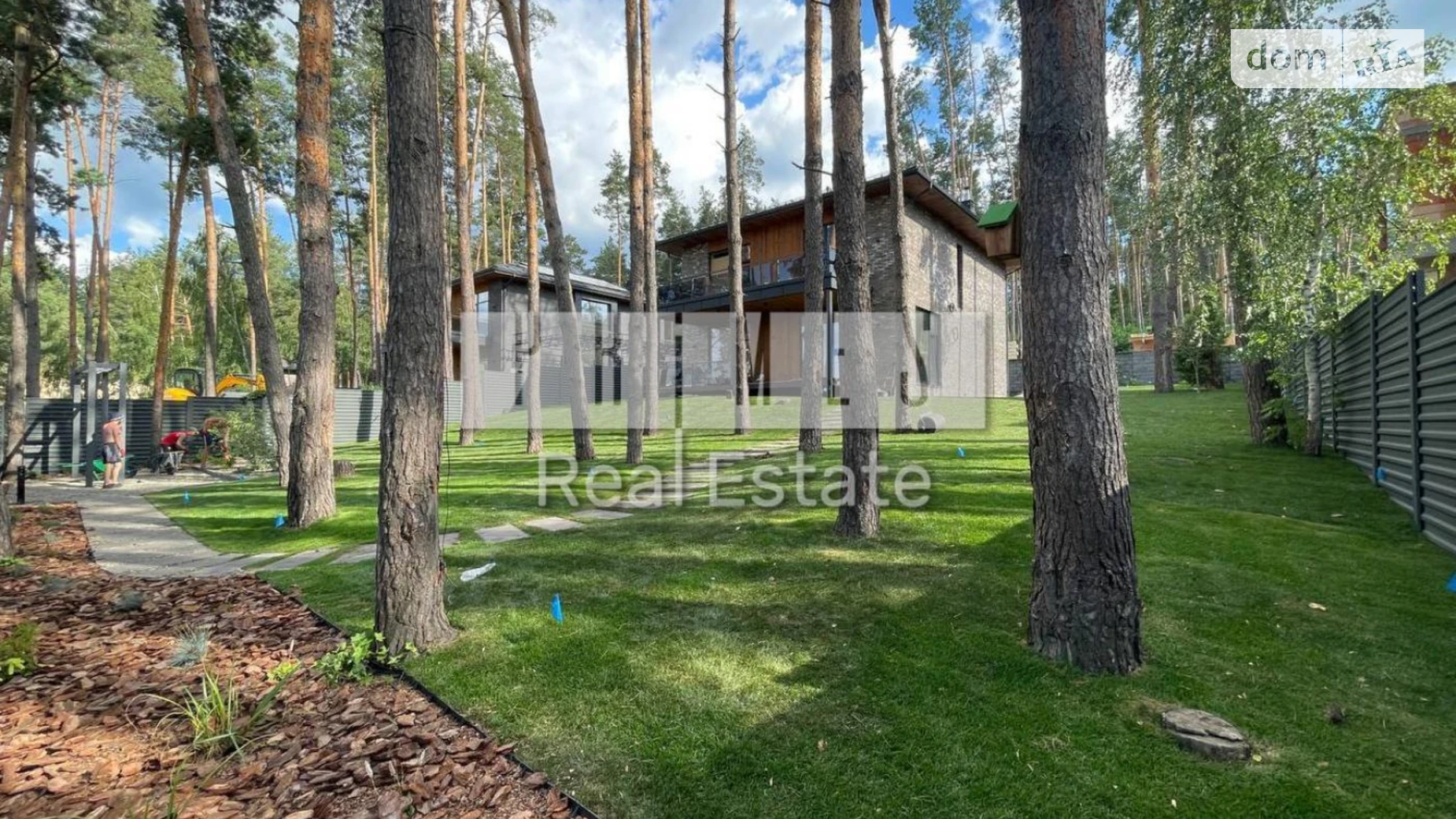 Продається будинок 2 поверховий 260 кв. м з гаражем, цена: 680000 $ - фото 2