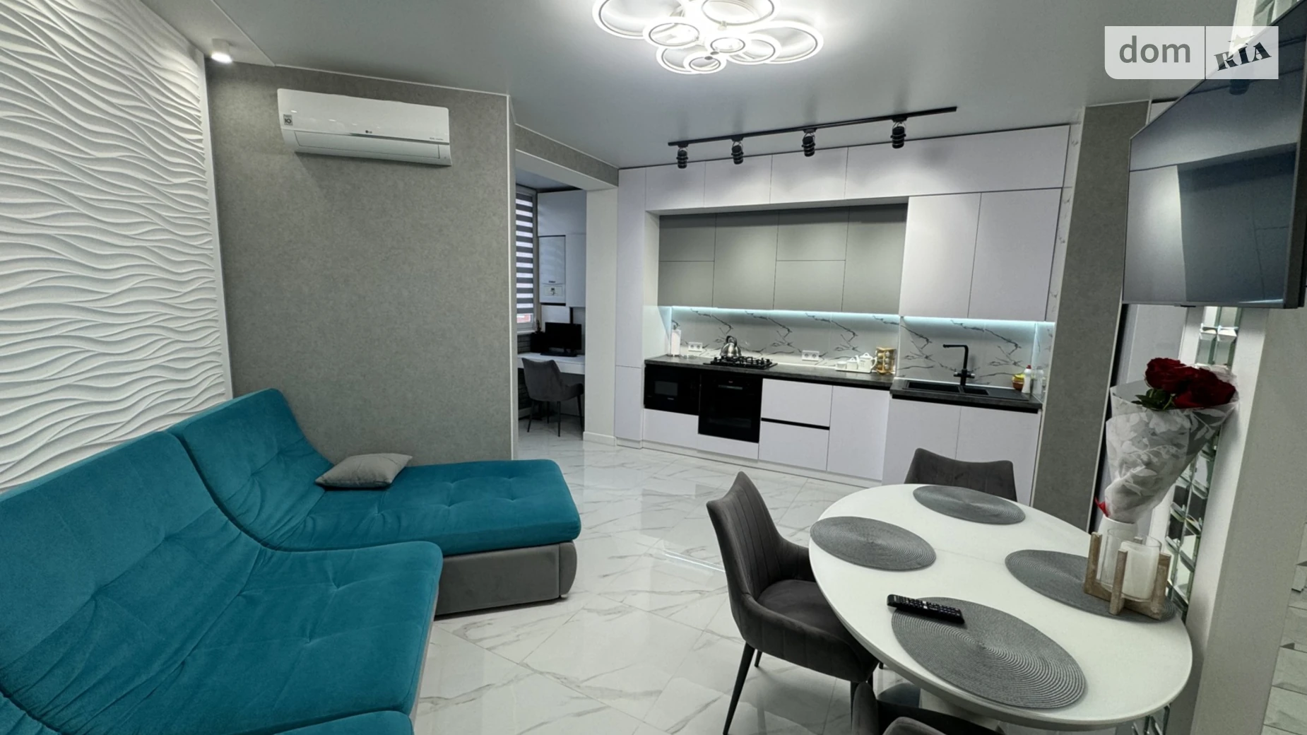 Продается 2-комнатная квартира 99 кв. м в Николаеве, просп. Героев Украины - фото 2