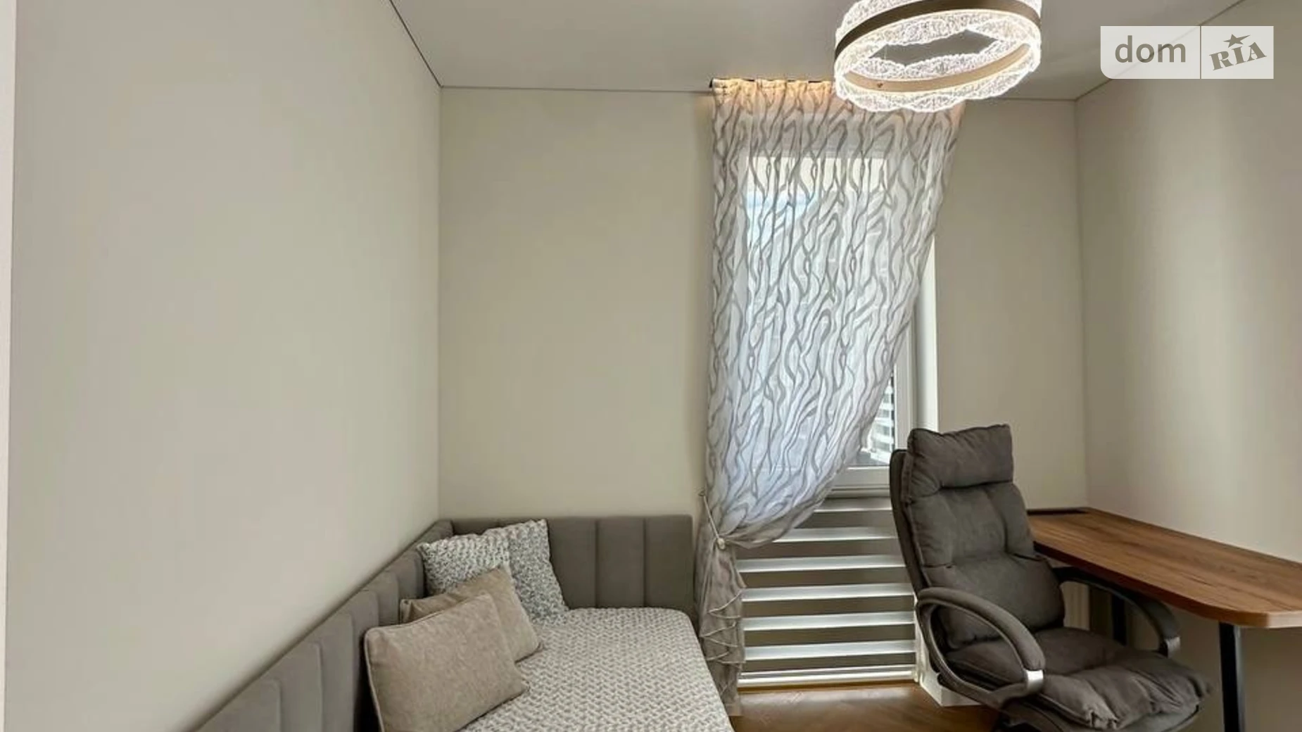 Продается 2-комнатная квартира 53 кв. м в Ужгороде, ул. Бабьяка, 8 - фото 4