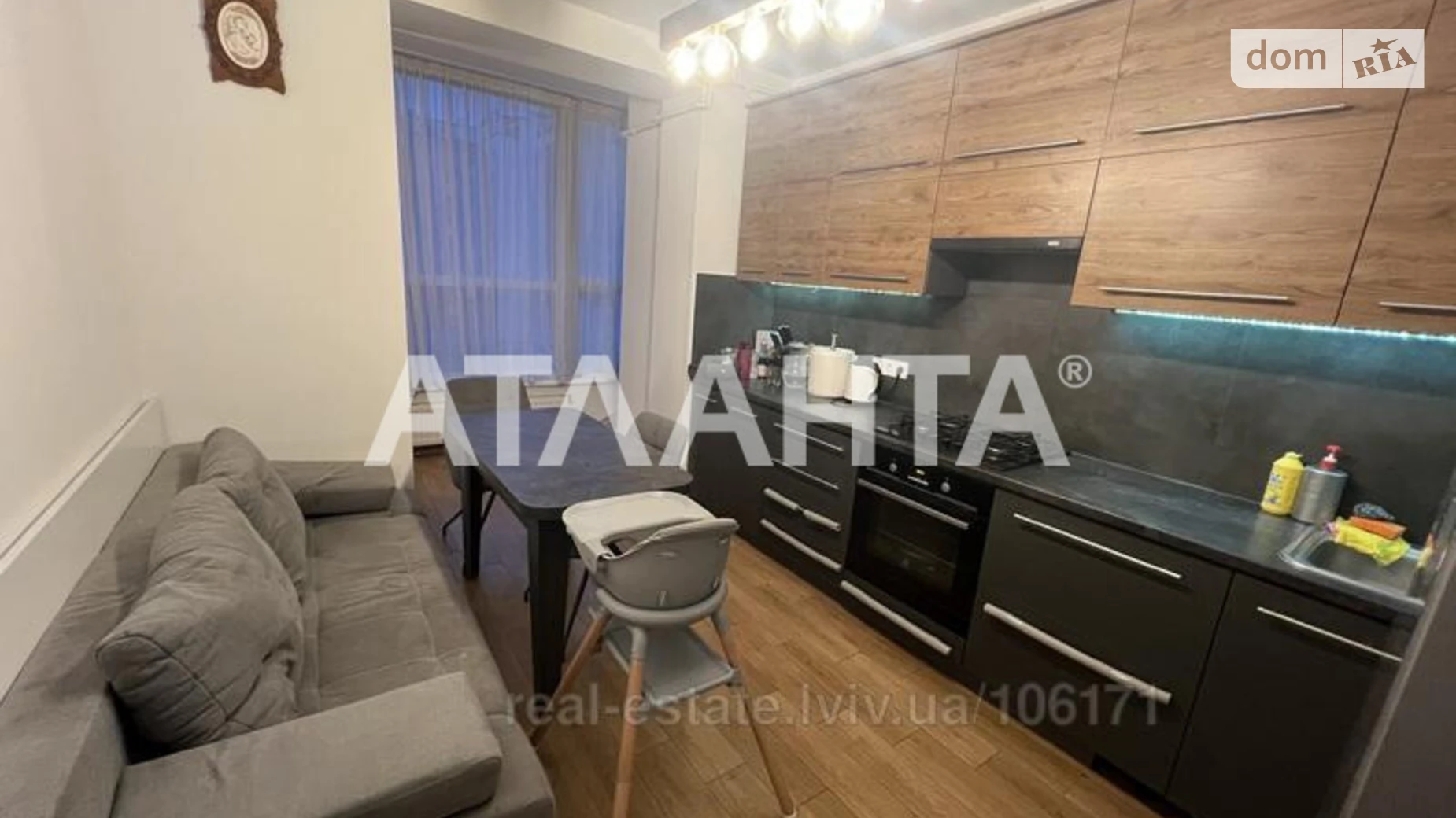 Продається 1-кімнатна квартира 42.9 кв. м у Львові, вул. Хмельницького Богдана - фото 2