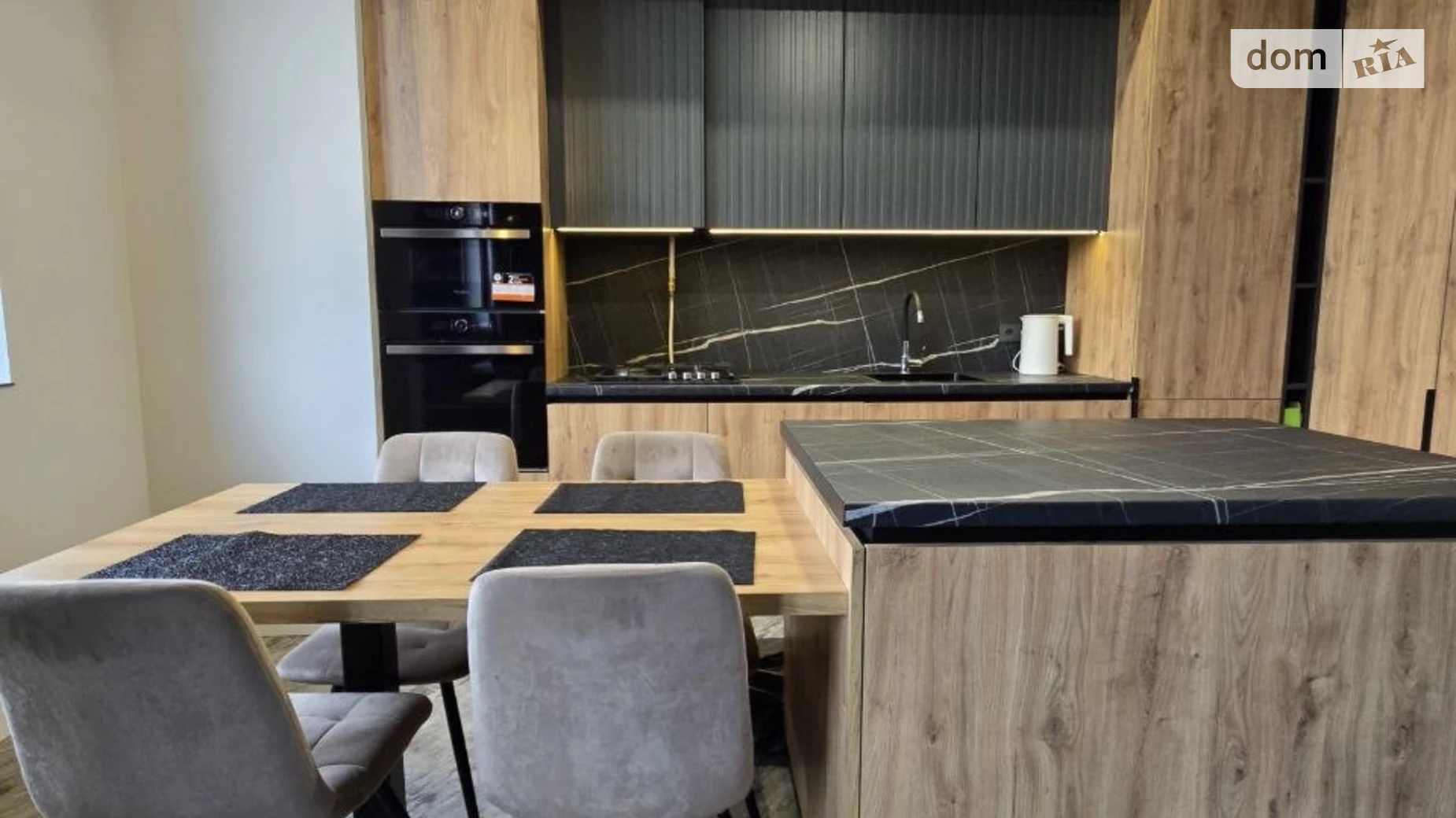 Сдается в аренду 1-комнатная квартира 60 кв. м в Черновцах, ул. Кобринской Натальи - фото 3