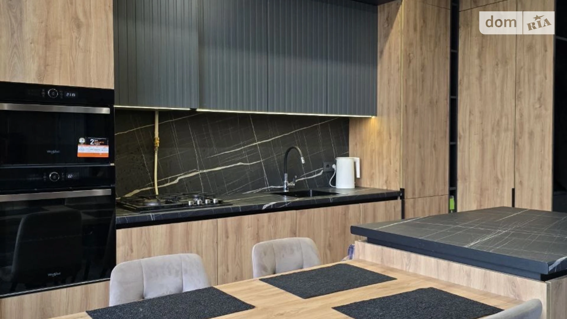 Сдается в аренду 1-комнатная квартира 60 кв. м в Черновцах, ул. Кобринской Натальи - фото 2