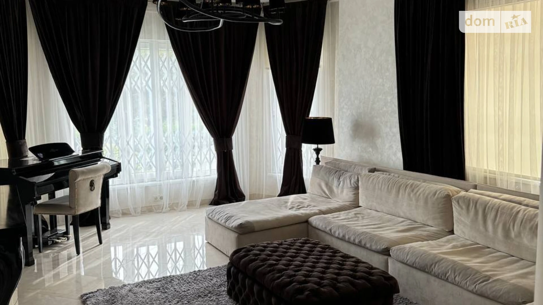 Сдается в аренду дом на 2 этажа 316 кв. м с садом, цена: 1800 € - фото 4
