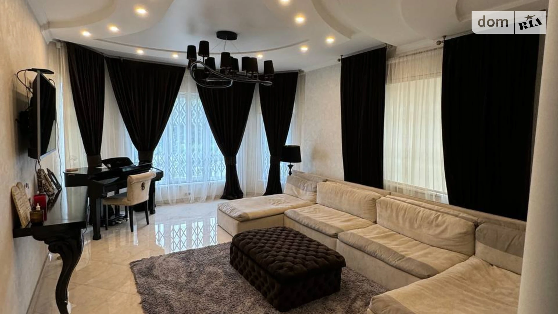 Сдается в аренду дом на 2 этажа 316 кв. м с садом, цена: 1800 € - фото 5