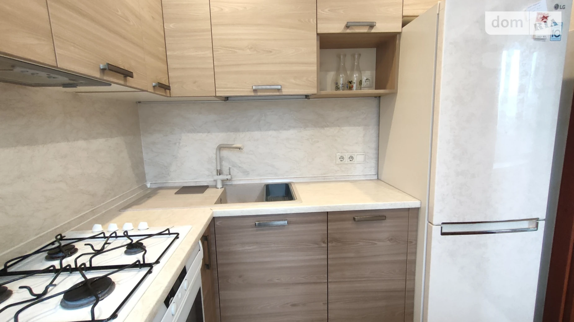 Здається в оренду 2-кімнатна квартира 42.2 кв. м у Києві, бул. Миколи Міхновського(Дружби Народів), 8 - фото 2