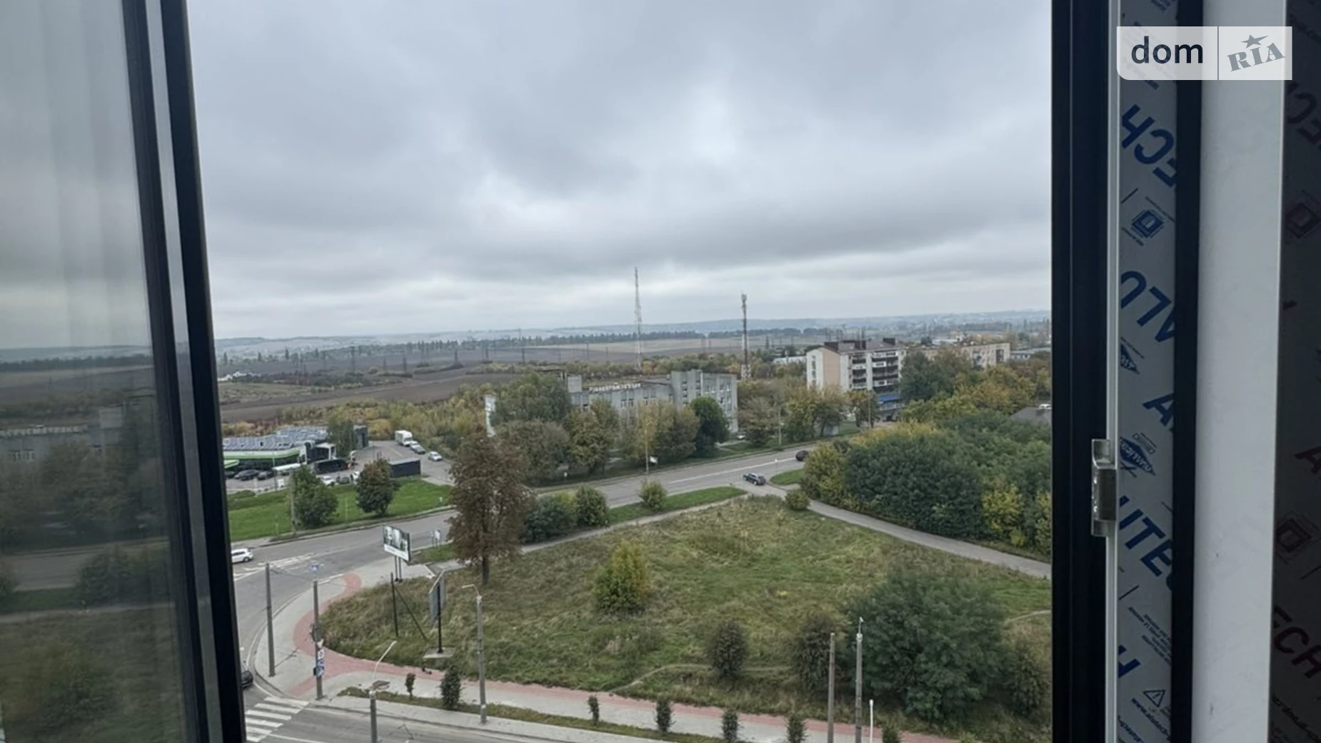 Продается 2-комнатная квартира 81 кв. м в Ровно, ул. Соборная, 289В - фото 5