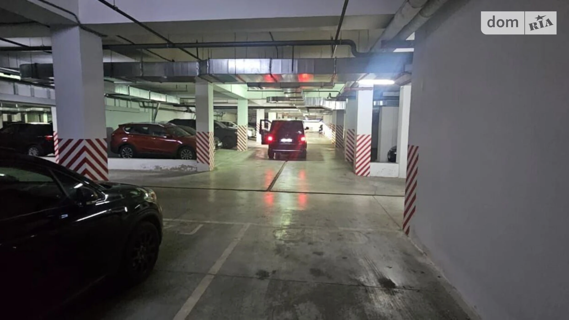 Продается подземный паркинг под легковое авто на 16.6 кв. м, цена: 660000 грн - фото 3